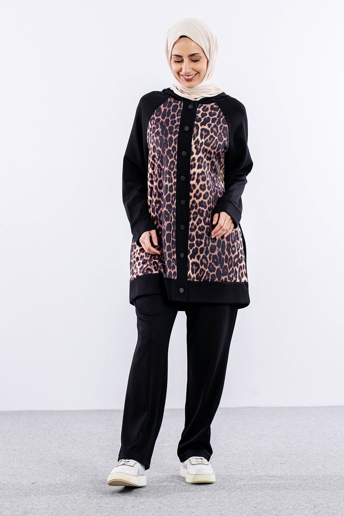 24324 Takim 44-46 Leo - Siyah - 1