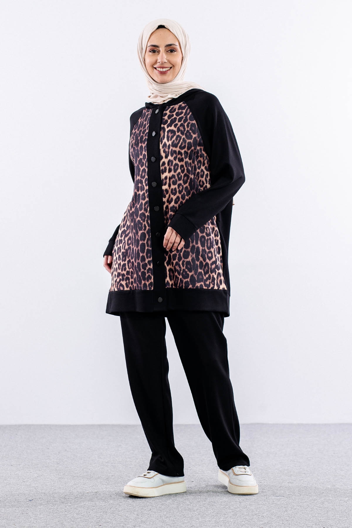 24324 Takim 44-46 Leo - Siyah - 2