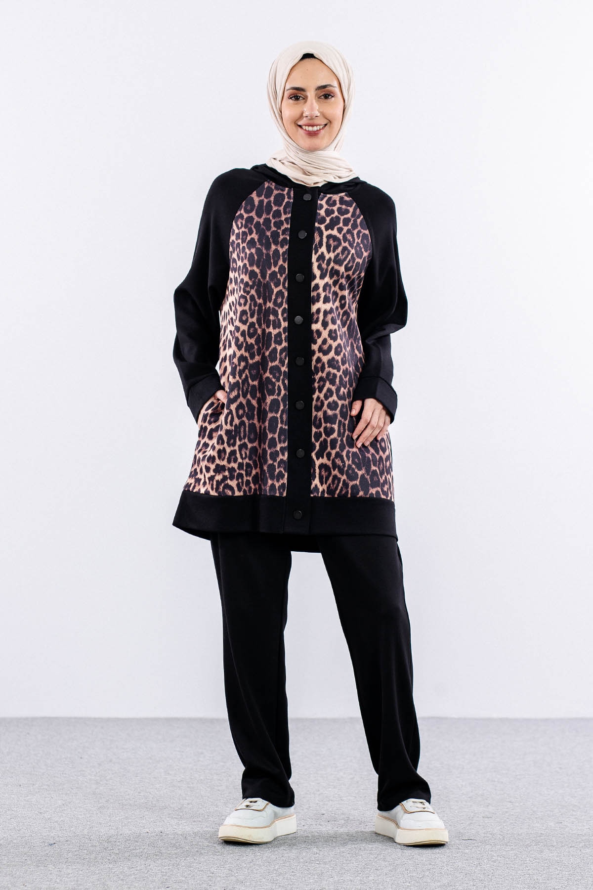 24324 Takim 44-46 Leo - Siyah - 3