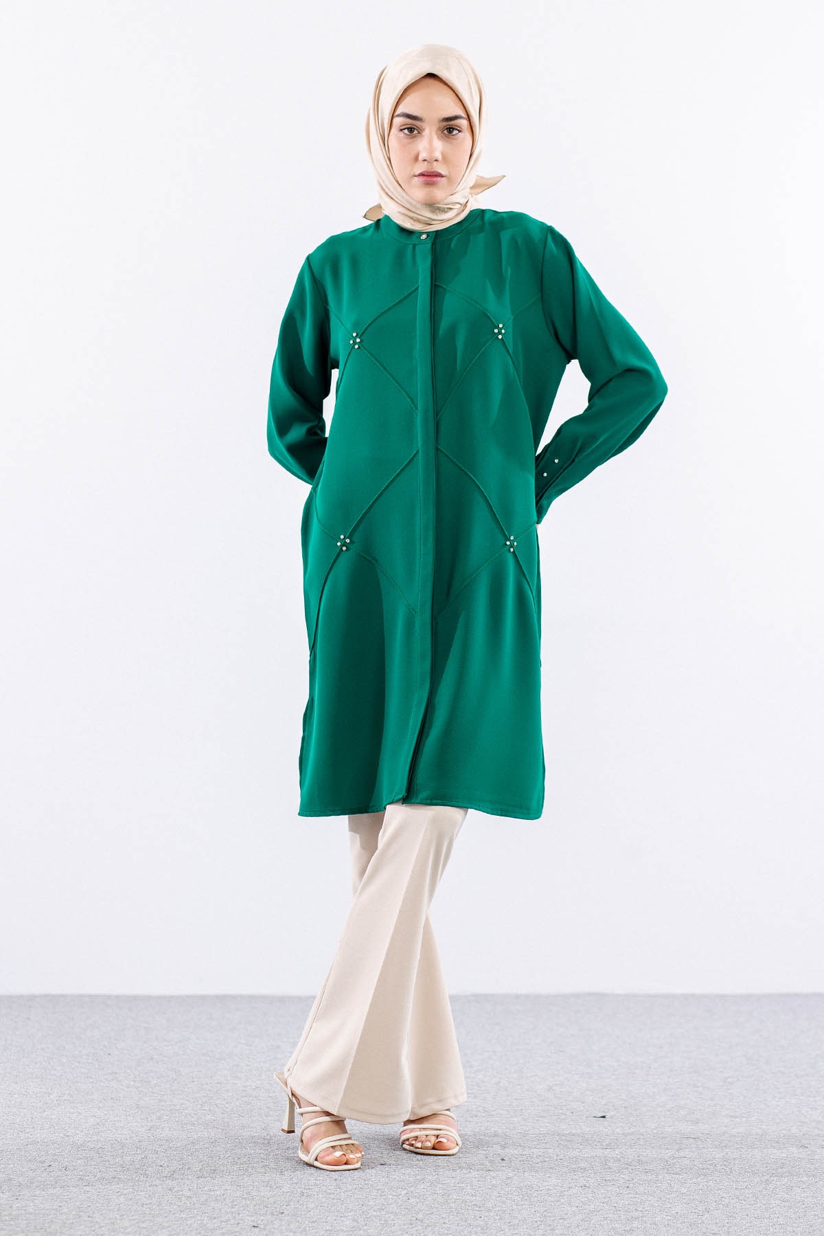 2433 Tunik 42-48 Dks - Mint - 1