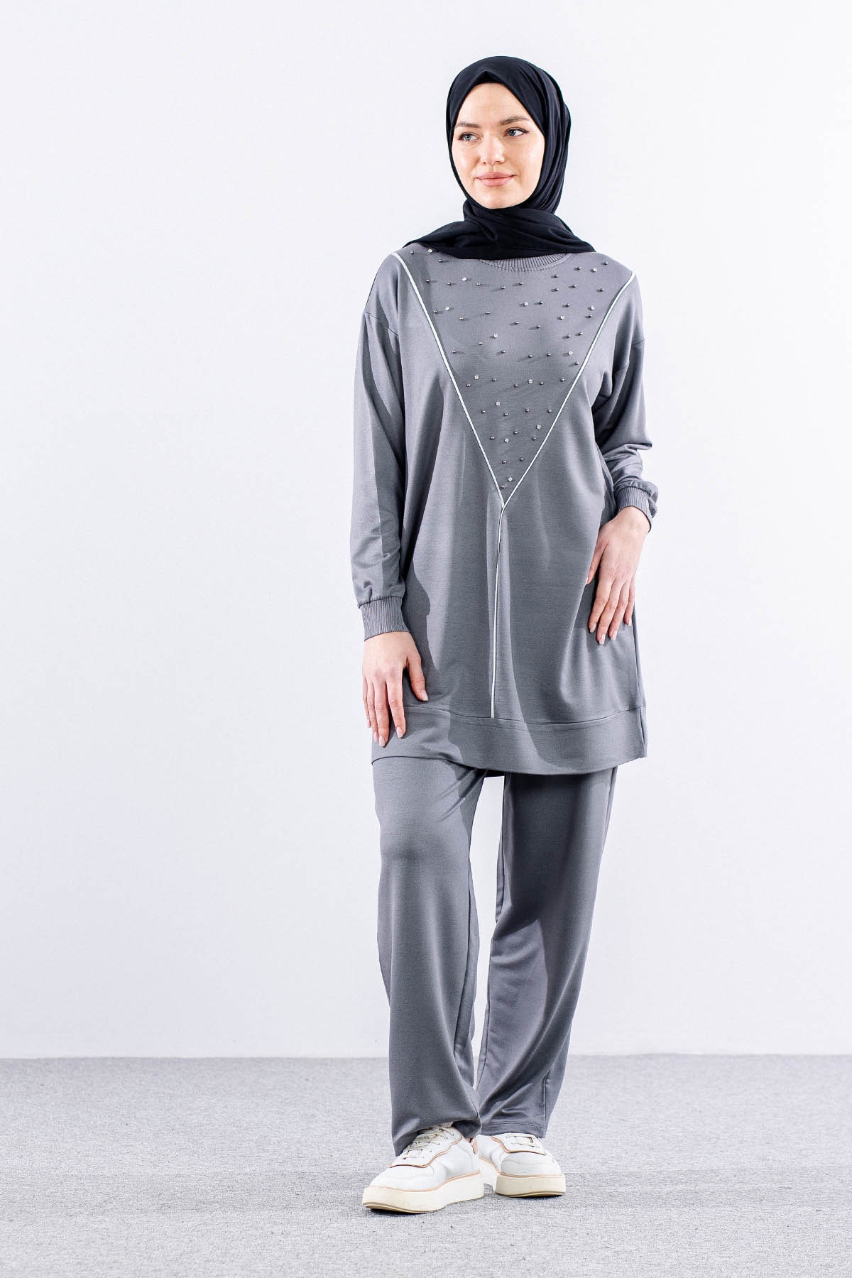 25110 Takim 44-46 - Gri - 1