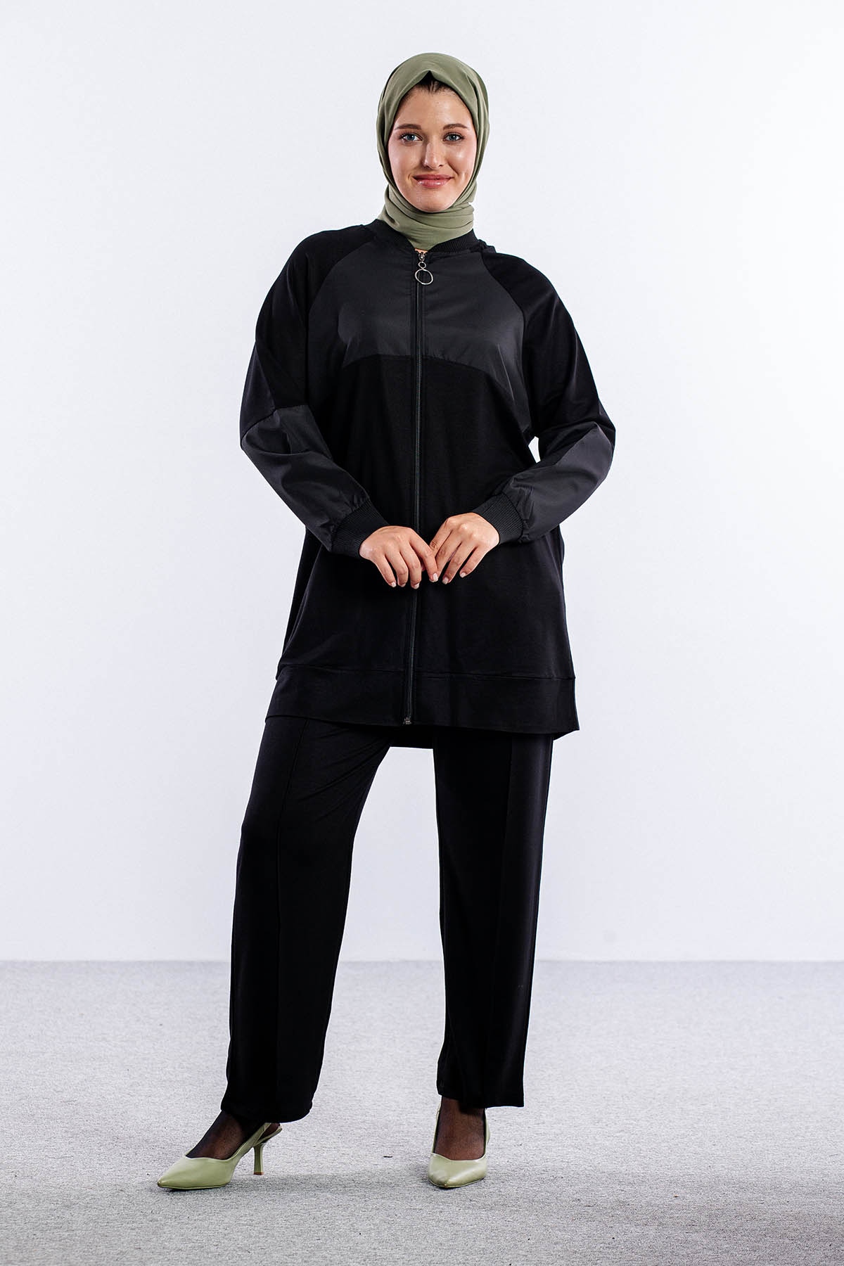 25207 Takim 44-46 Ferm - Siyah - 1