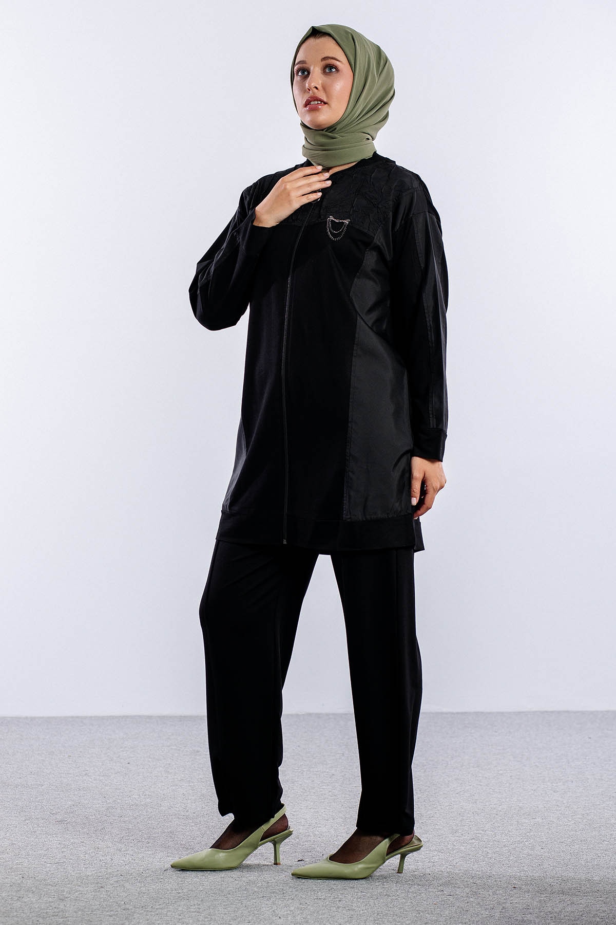 25220 Takim 44-46 Ferm Parasut - Siyah - 4