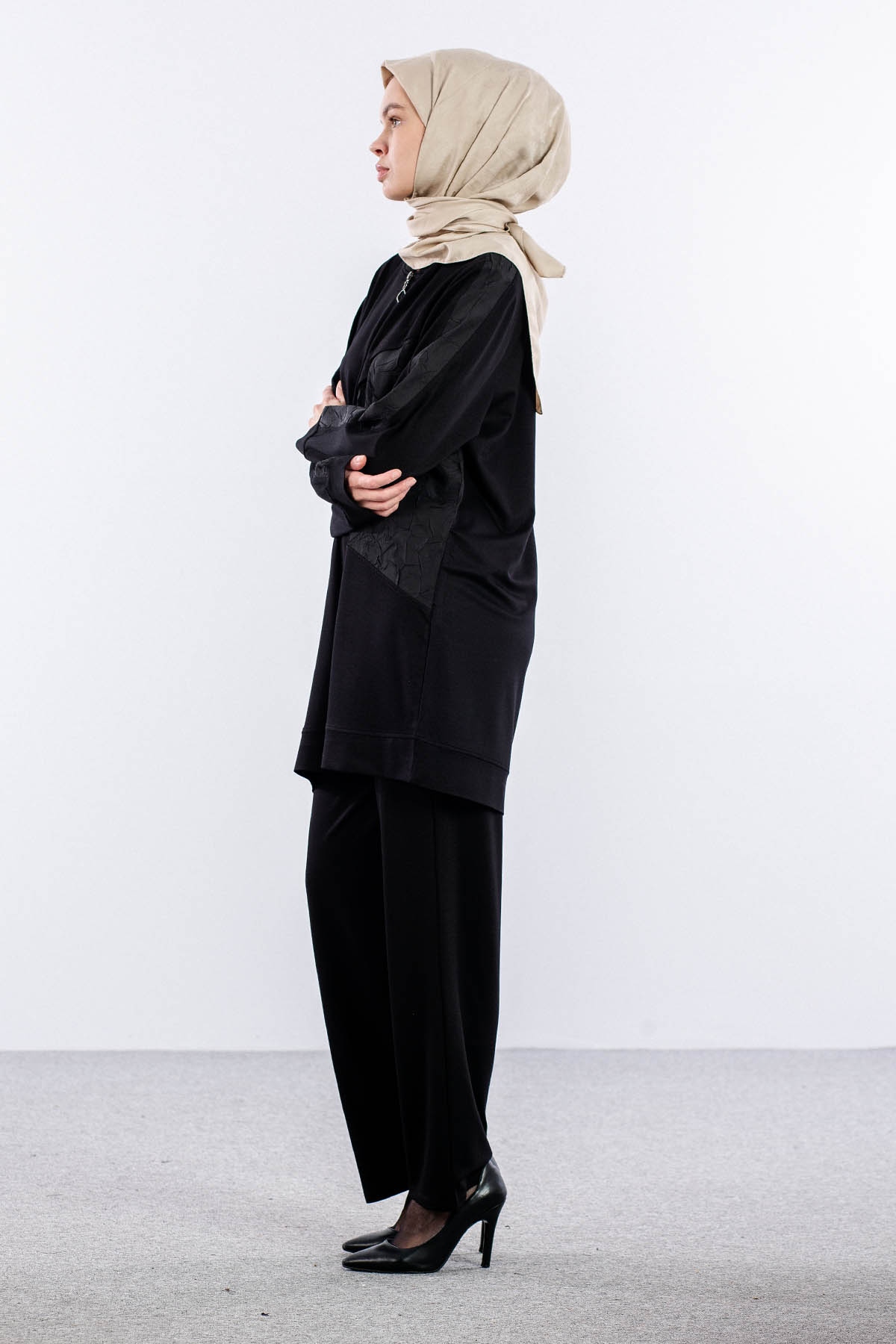 25247 Takim 44-46 Parasut Garni - Siyah - 4