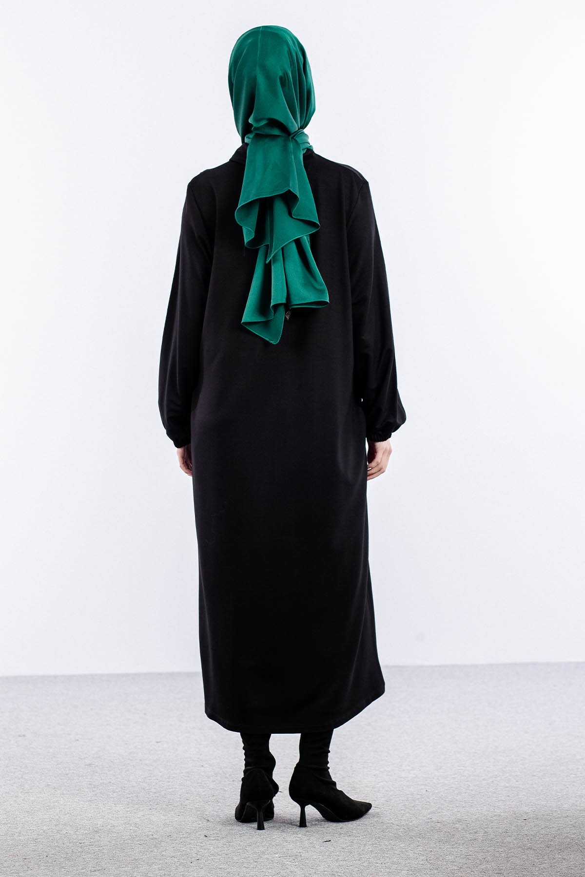 25249 Kap 44-46-48 Yakali - Siyah - 4