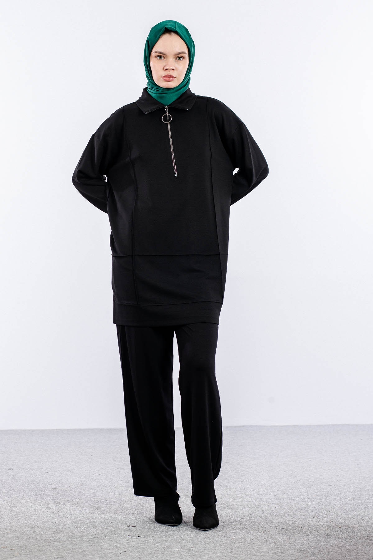 25256 E.takim 44-46 - Siyah - 1