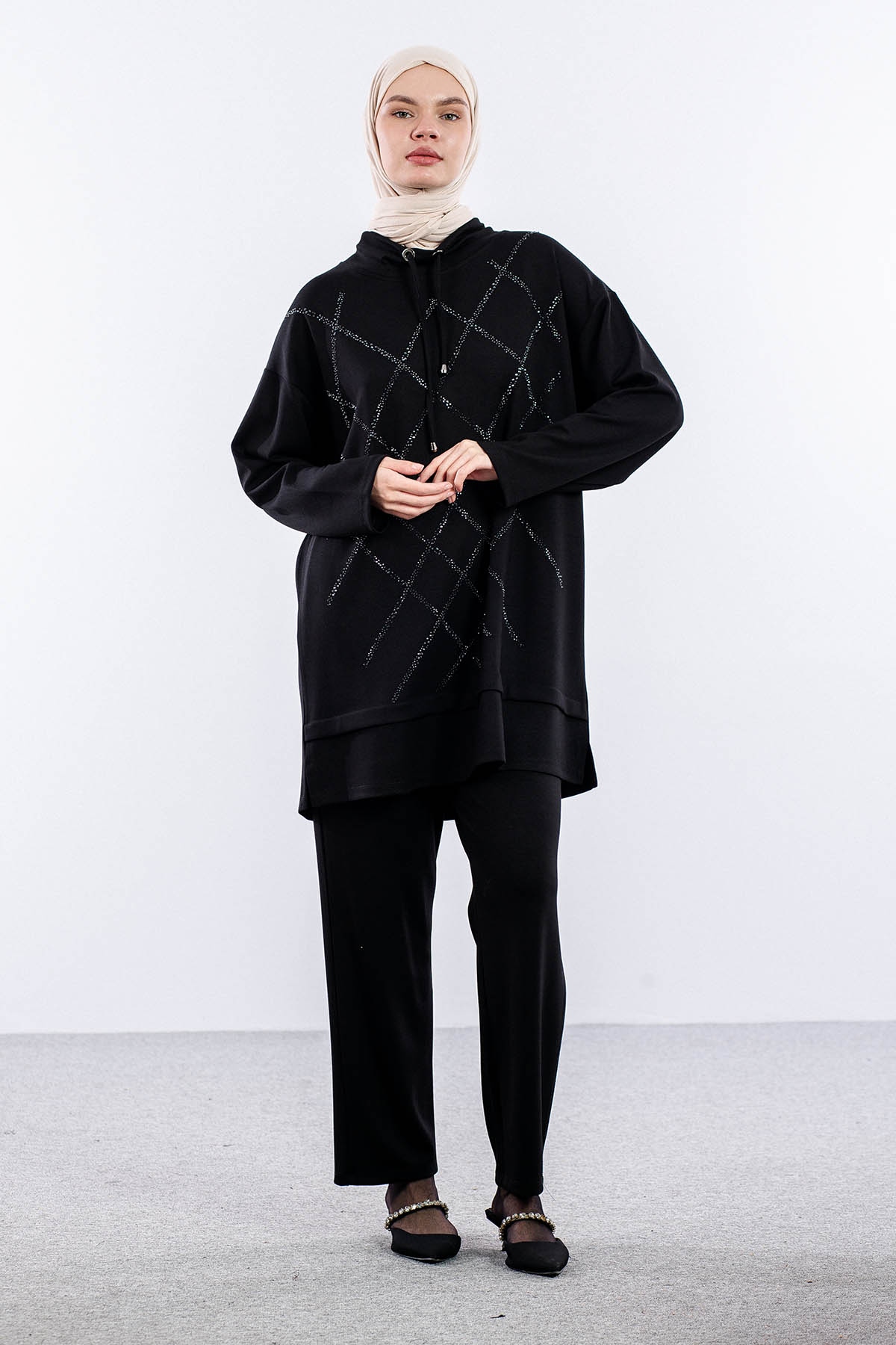 25262 Takim 44-46 Kare Tas - Siyah - 2