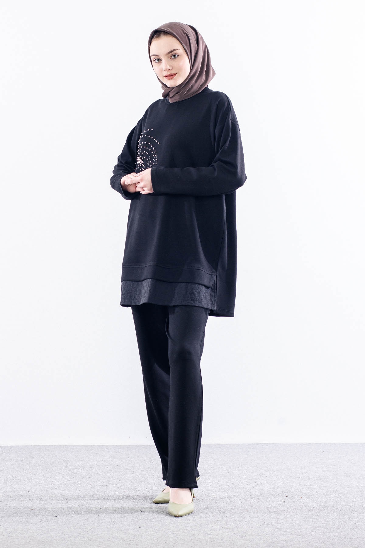 25327 Takim 44-46 Tas Detay - Siyah - 1