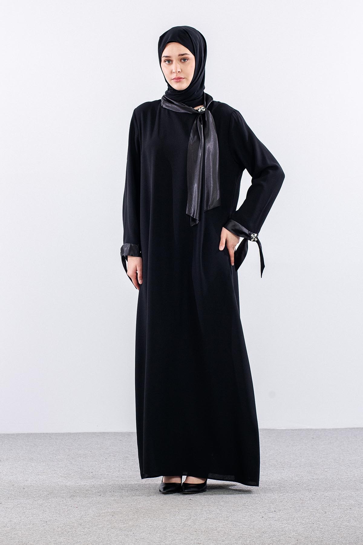 2555 Elbi̇se 44-52 Jakarli - Siyah - 2