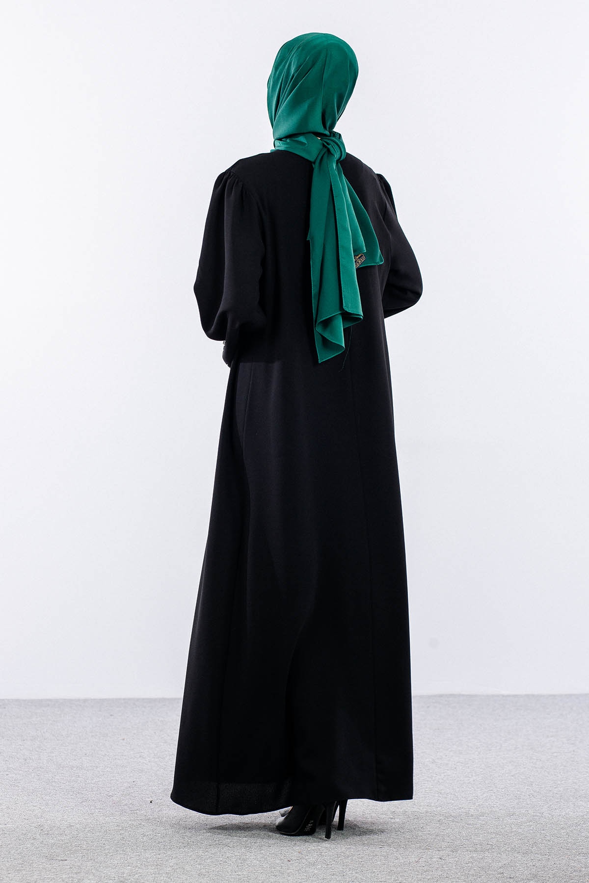 2561 Elbise 44-52 Kol Ve Yan Tas Detay - Siyah - 4