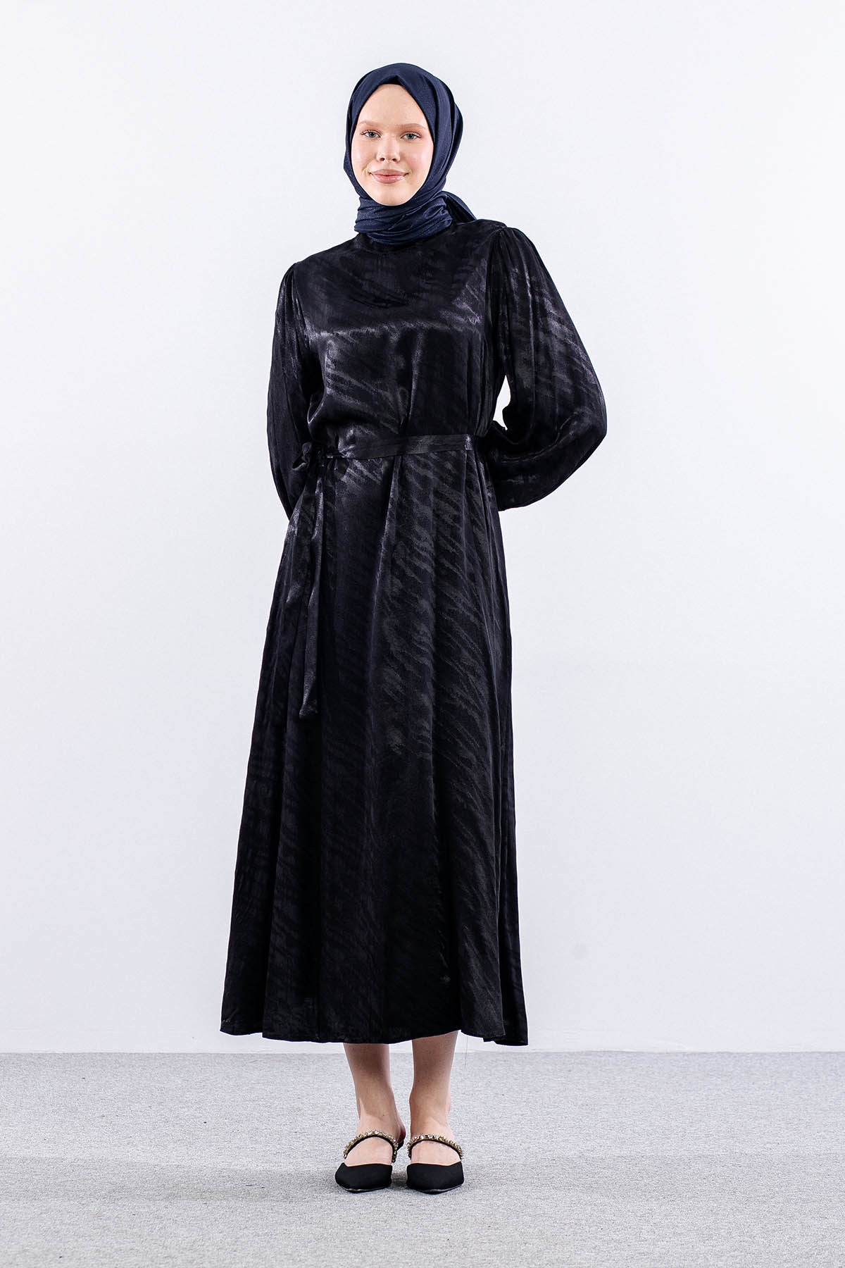 2573 Elbise 36-44 Balon Kol Saten Jakar Detay - Siyah - 1