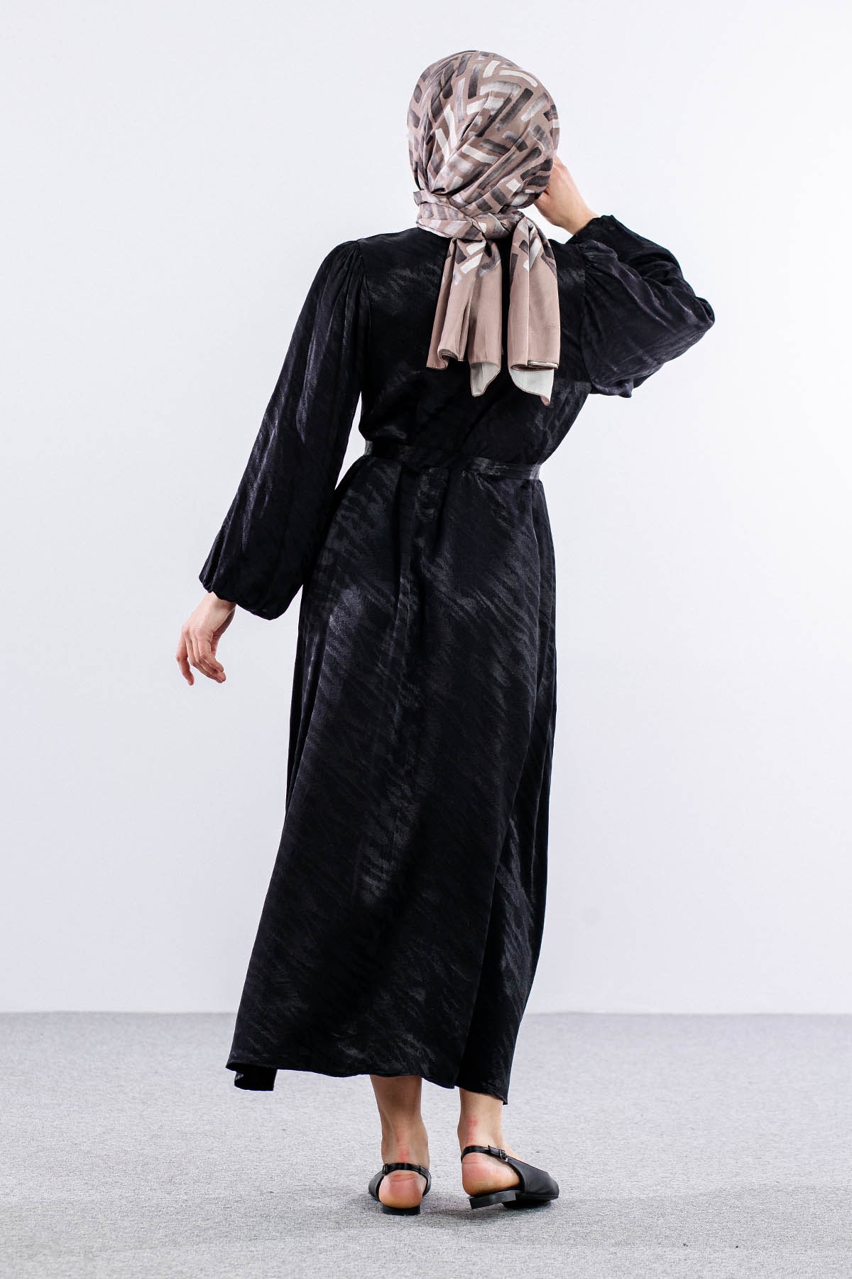 2573 Elbise 36-44 Saten - Siyah - 4