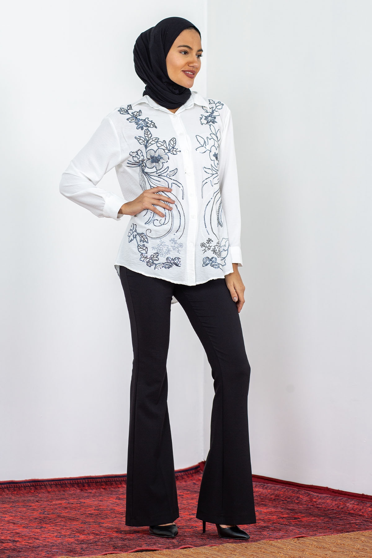 2749 Bluz 38-42 İşleme - Beyaz - 1