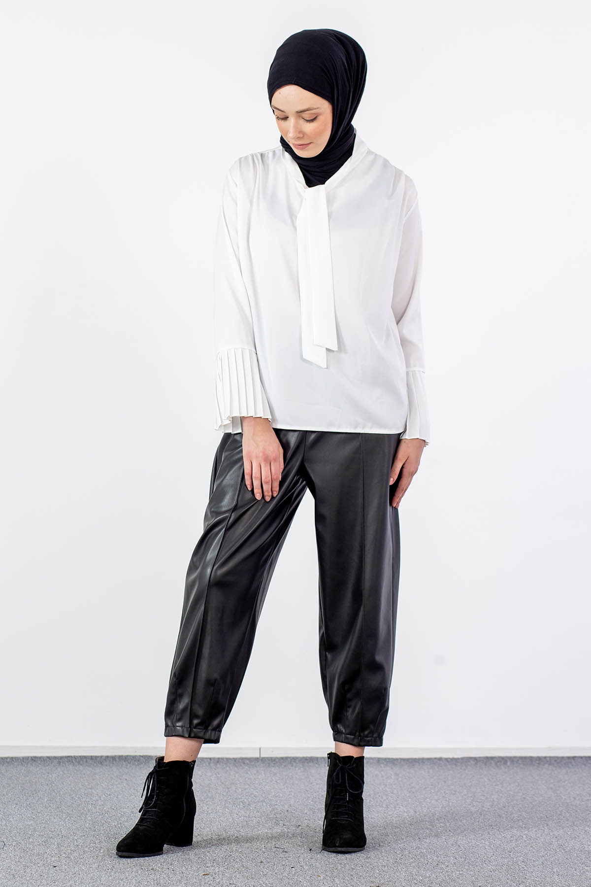 2987-00 Saten Bluz 38-42 - Ekru - 2