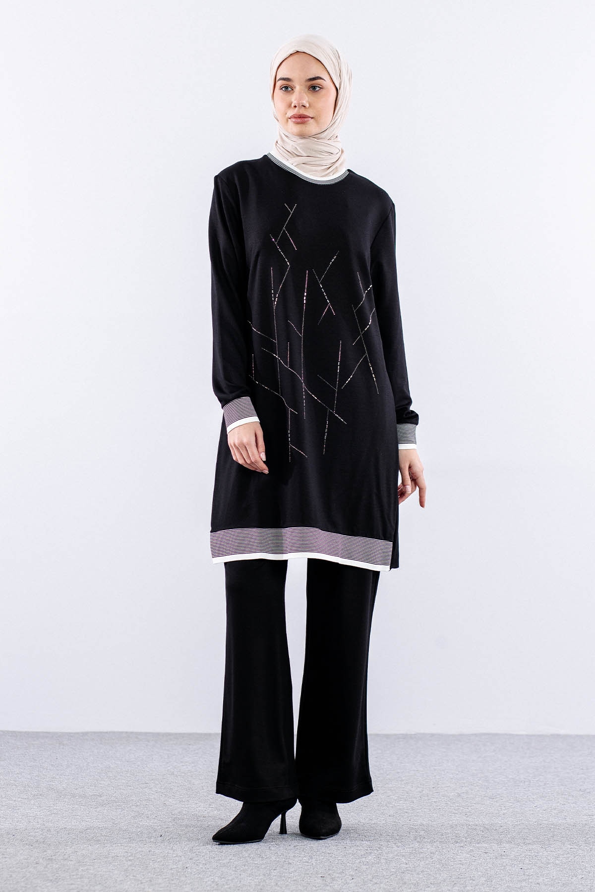 3010 Takim 42-48 - Siyah - 1