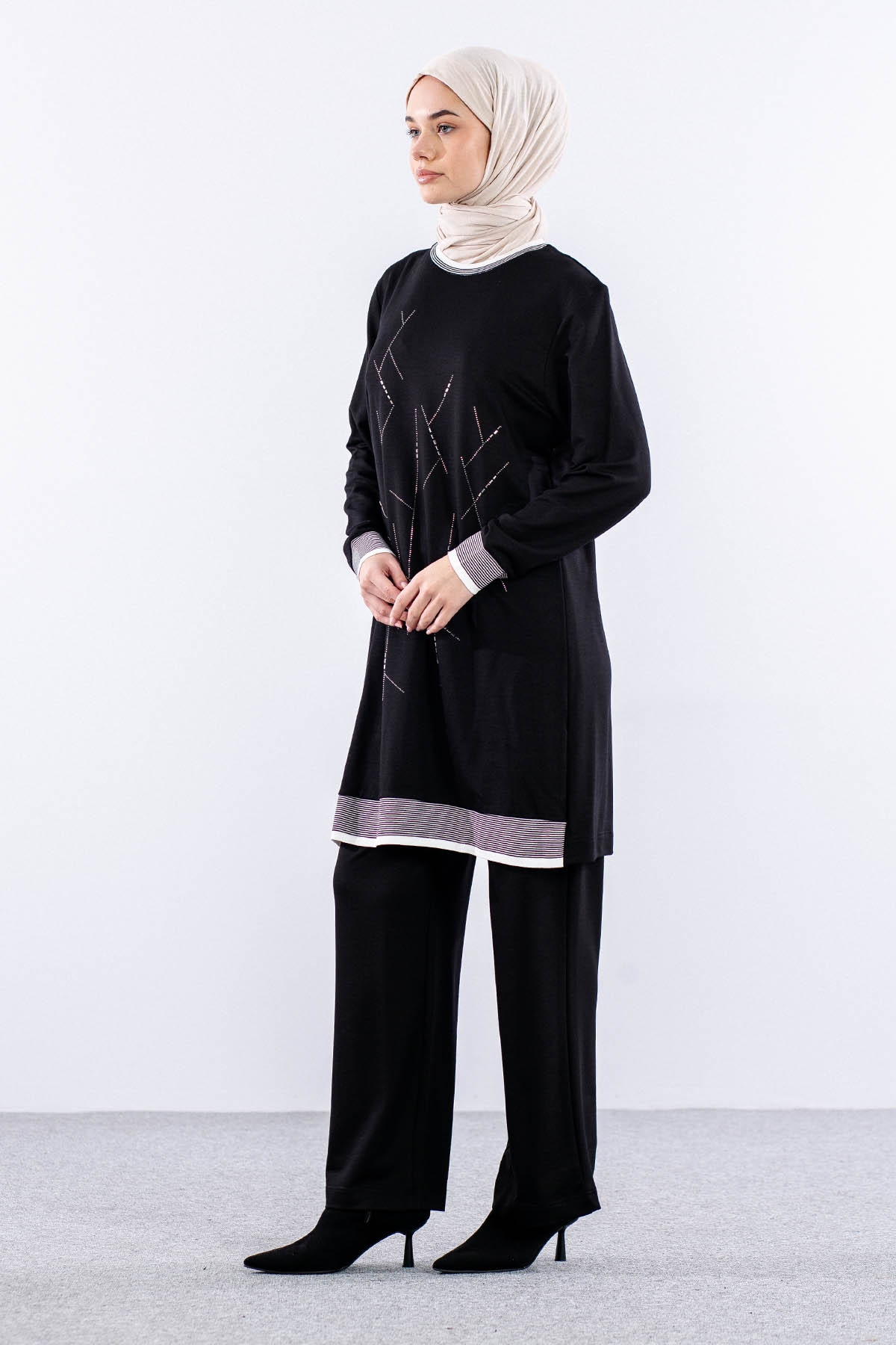 3010 Takim 42-48 - Siyah - 2