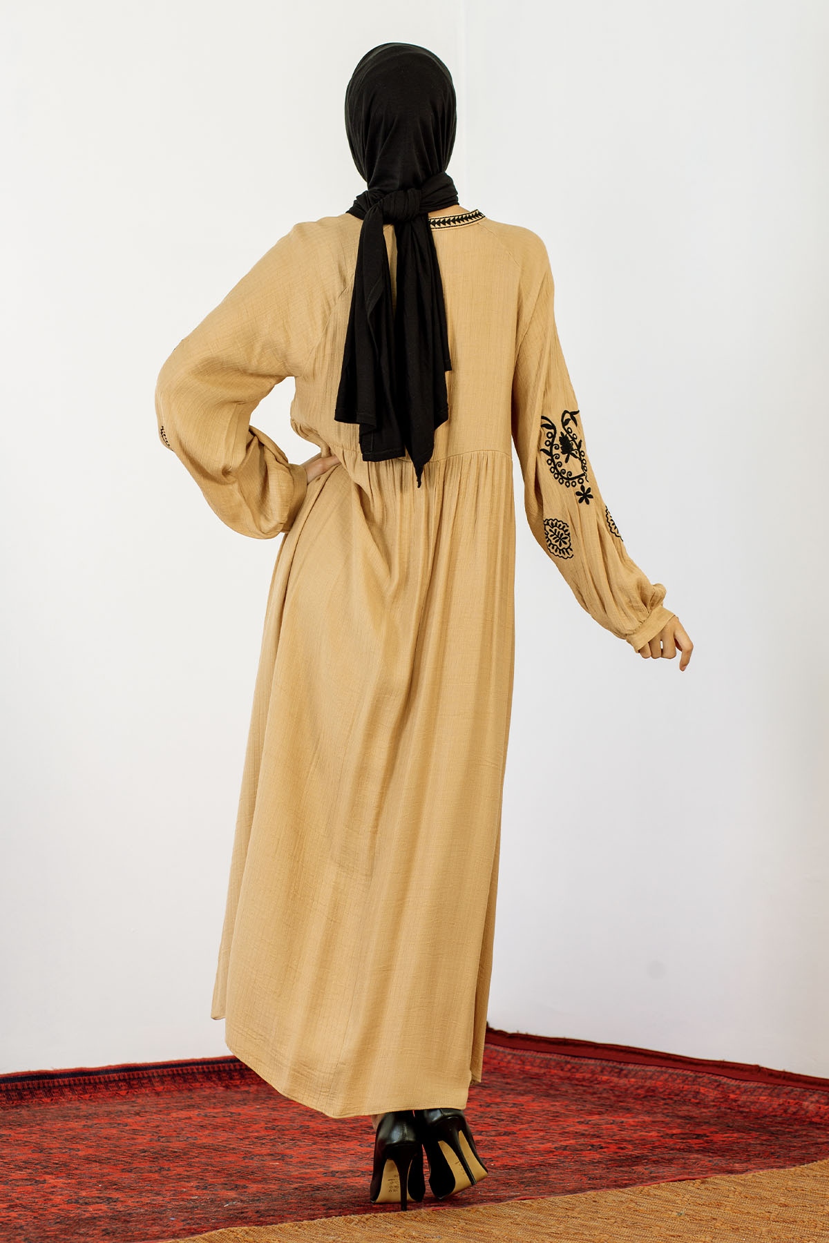 30237 Nakiş Elbise Tek - Camel - 6