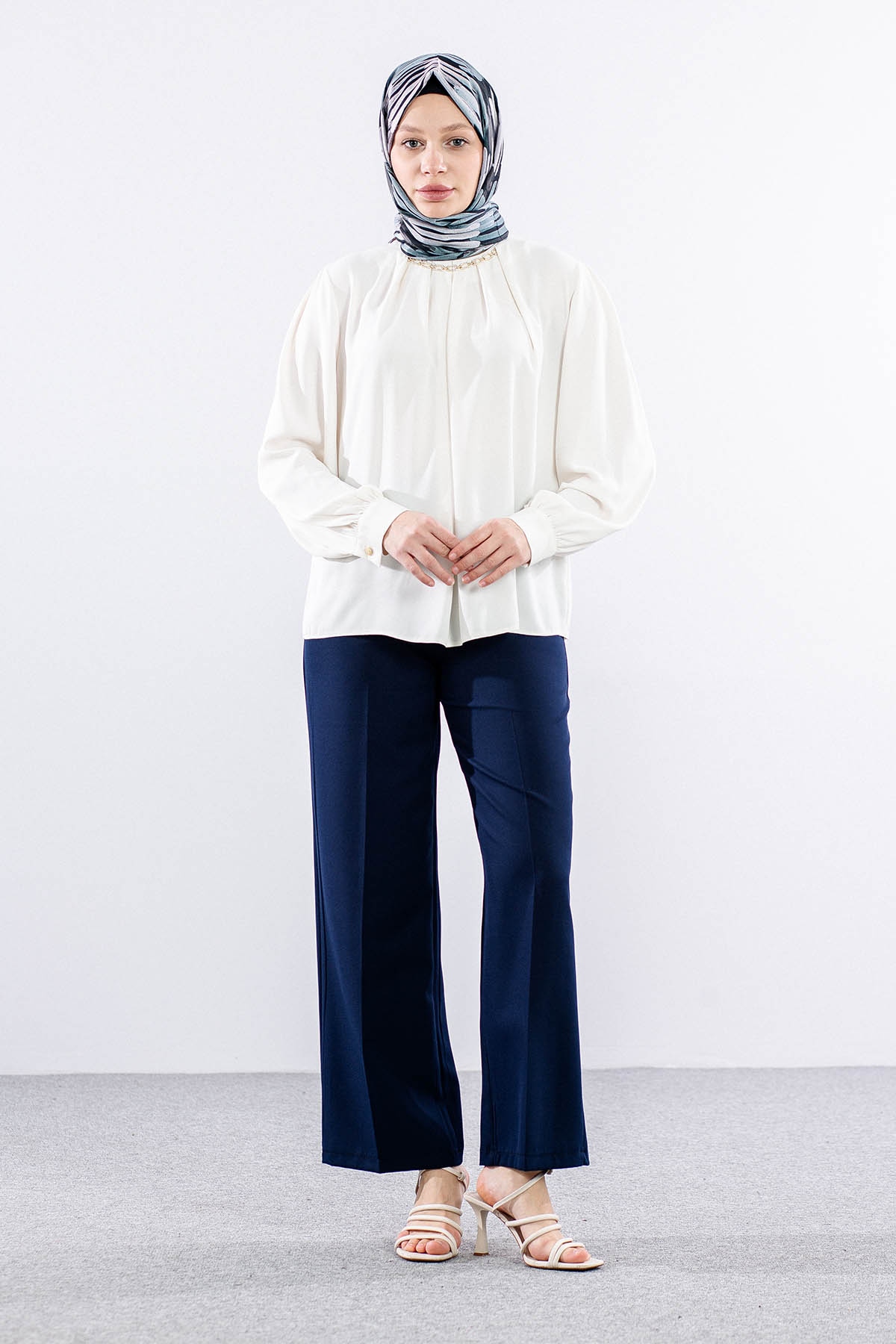 3073 Bluz 40-48 - Ekru - 1