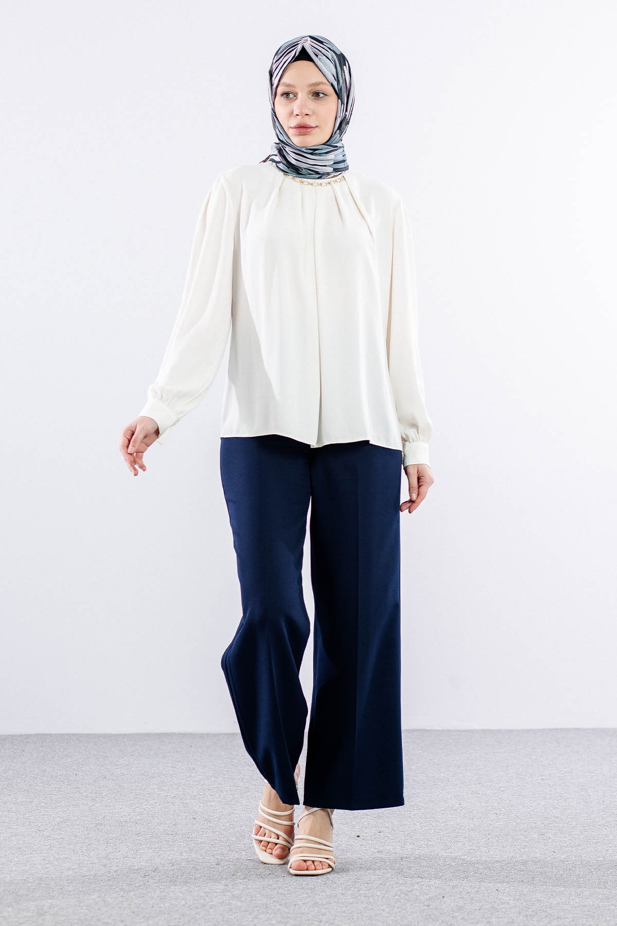 3073 Bluz 40-48 - Ekru - 2