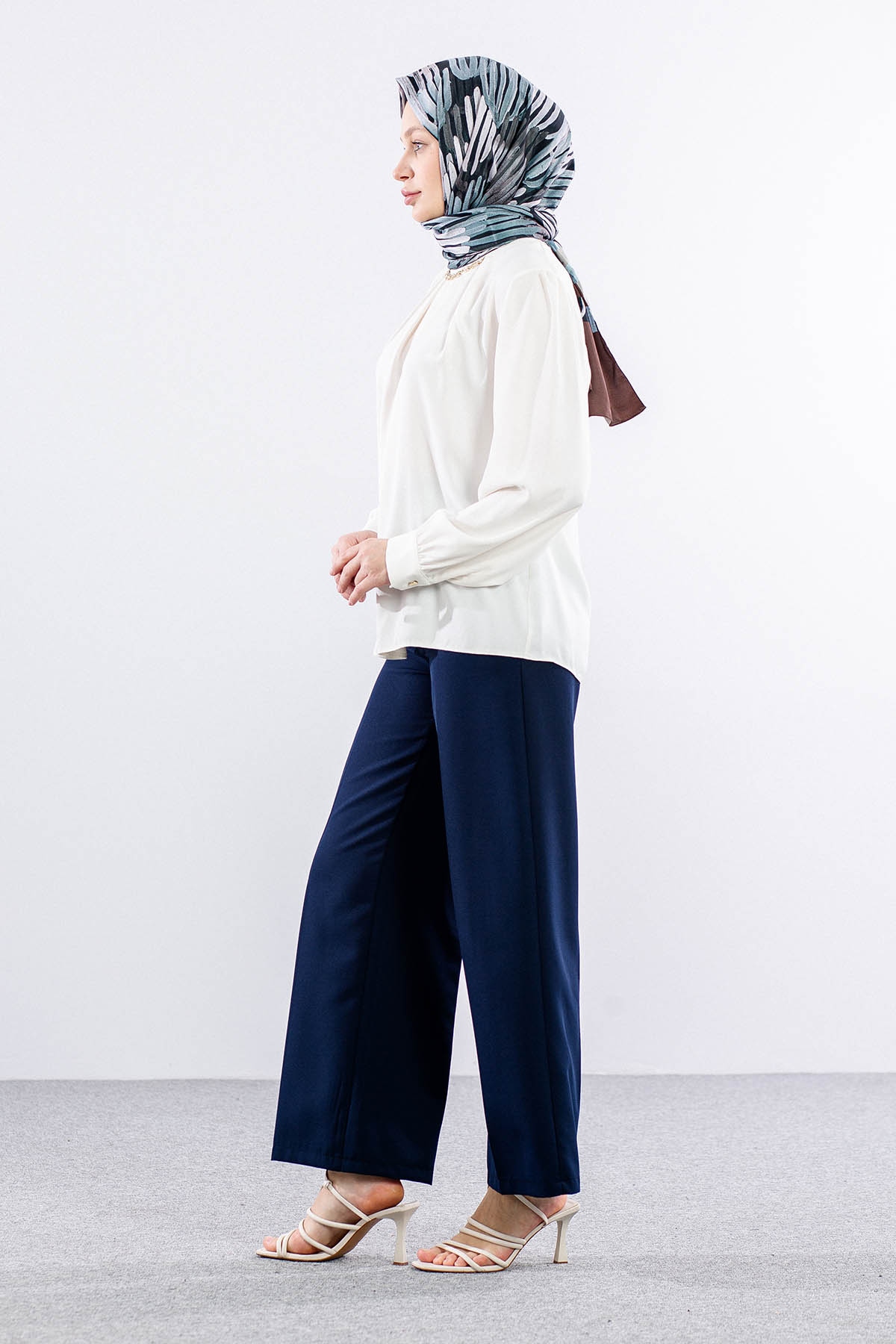 3073 Bluz 40-48 - Ekru - 3