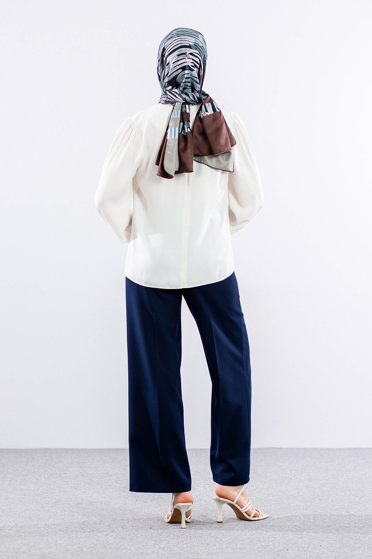 3073 Bluz 40-48 - Ekru - 5