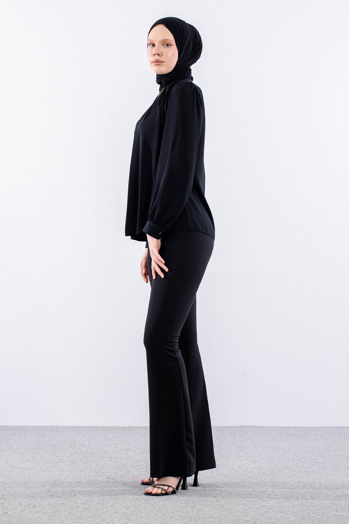 3073 Bluz 40-48 - Siyah - - 3