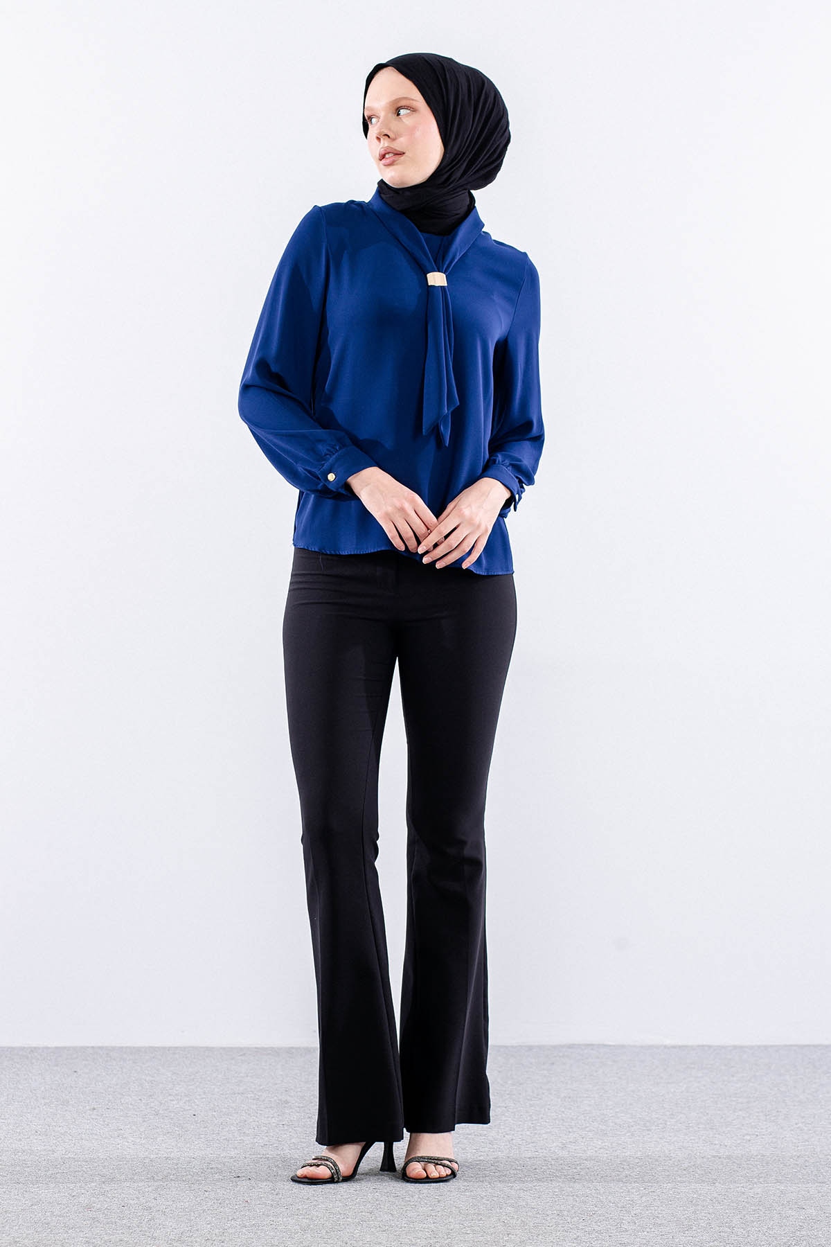 3077 Gömlek 38-46 Kravatlı - Sax - 1