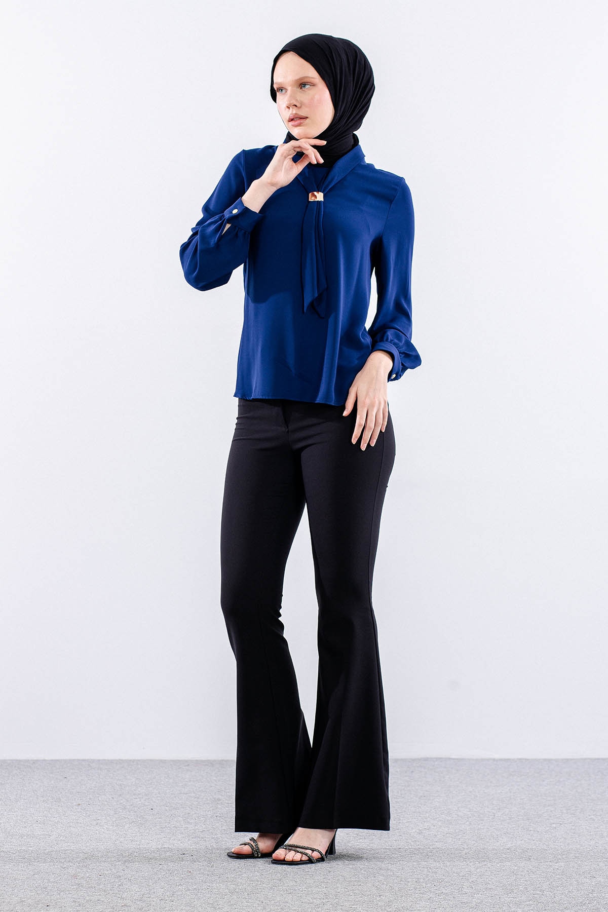 3077 Gömlek 38-46 Kravatlı - Sax - 3