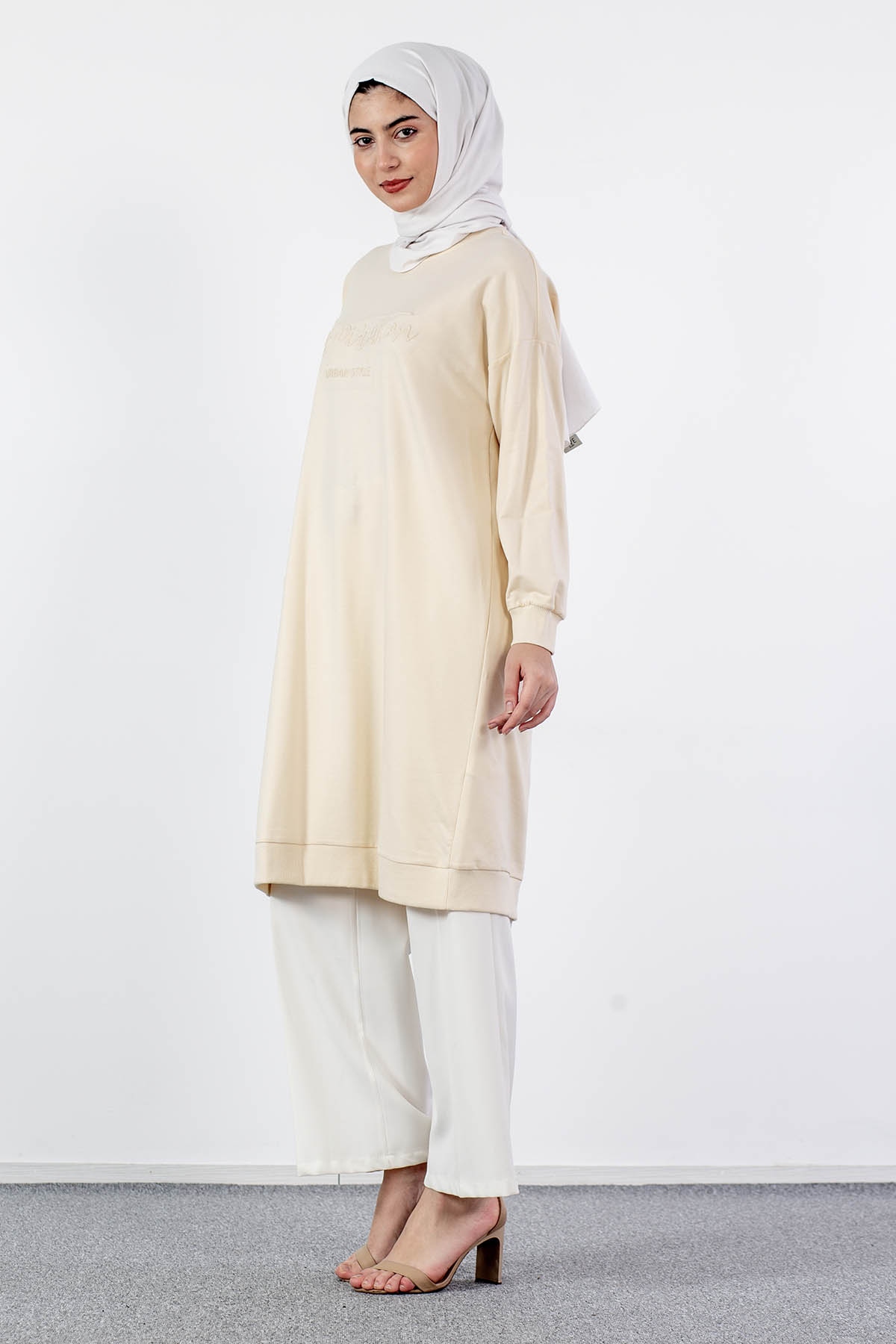 31834 Uzun Tunik Tek - A_bej - 3