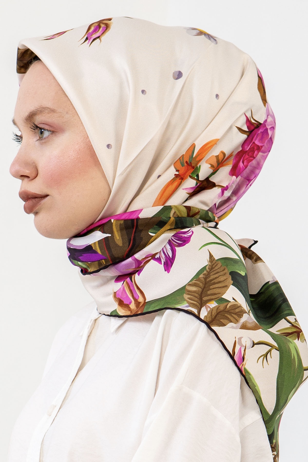 3237 İpek Eşarp 90*90 - Krem - 2