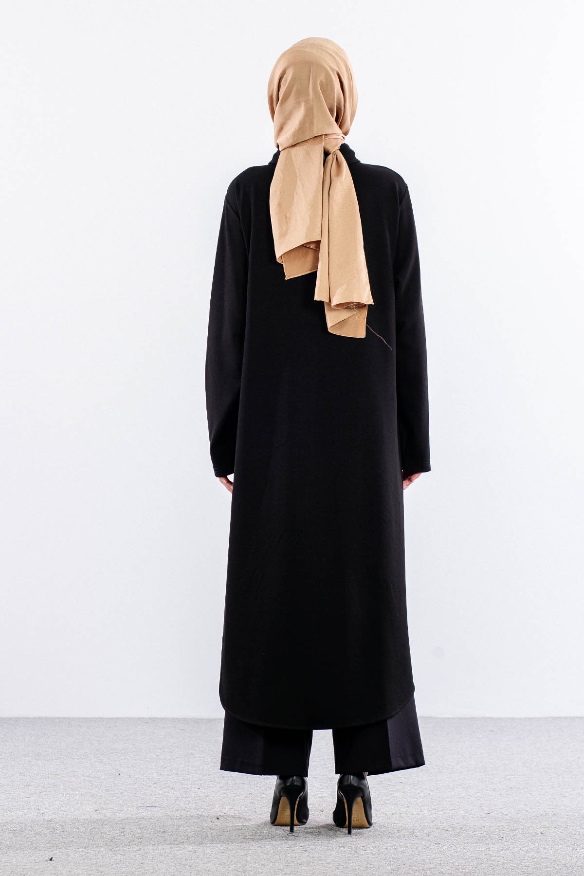 329 Tunik 38-48 Cicek Tas Isleme - Siyah - 5