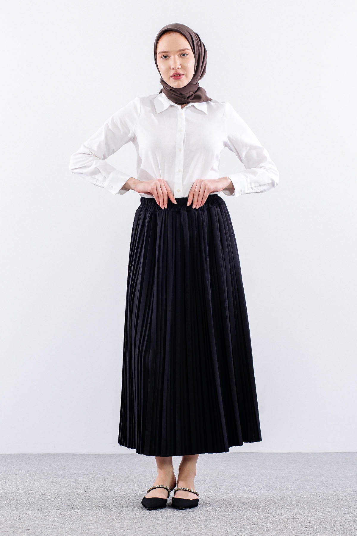 3347 Etek 1-2-3 Plise Detay - Siyah - 1