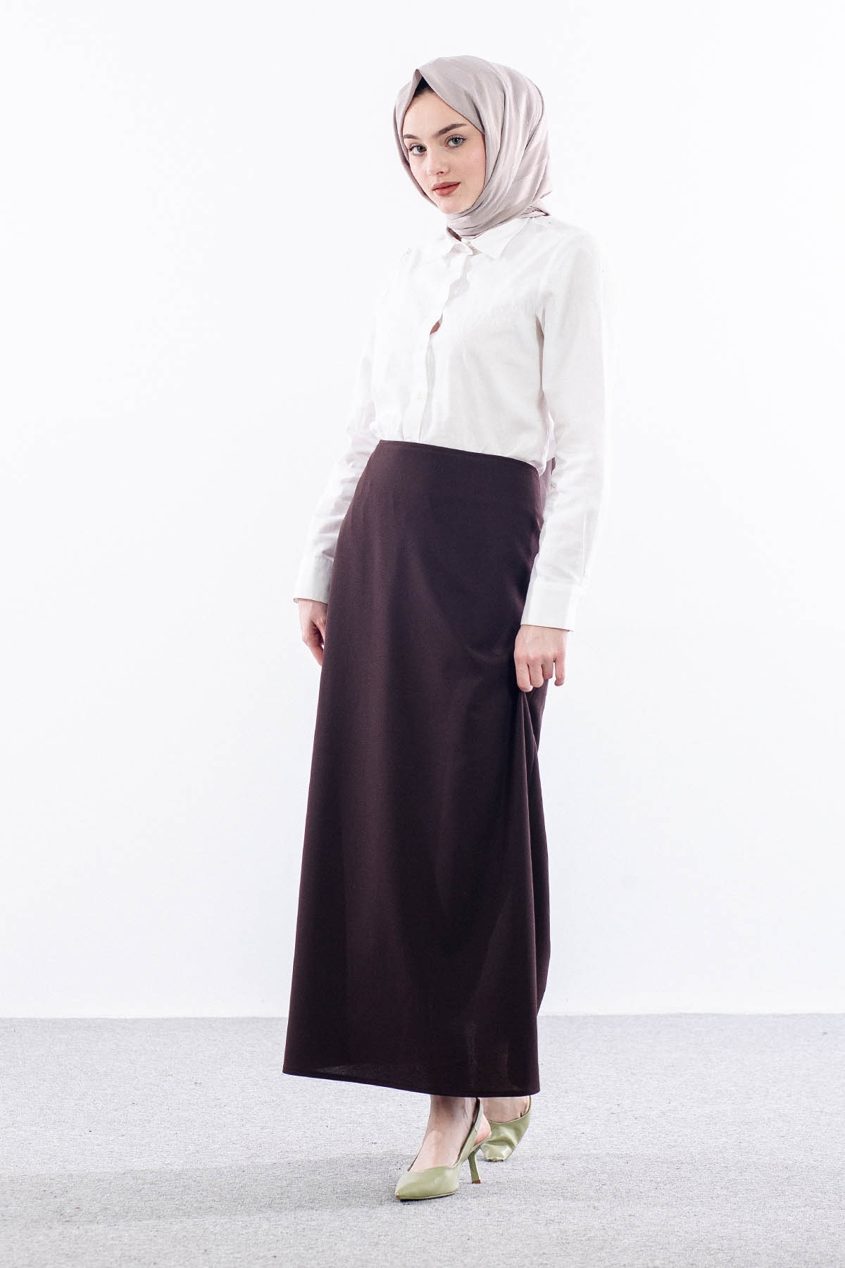 3349 Etek 42-52 Dugme Detay Kalem - Kahve - 3