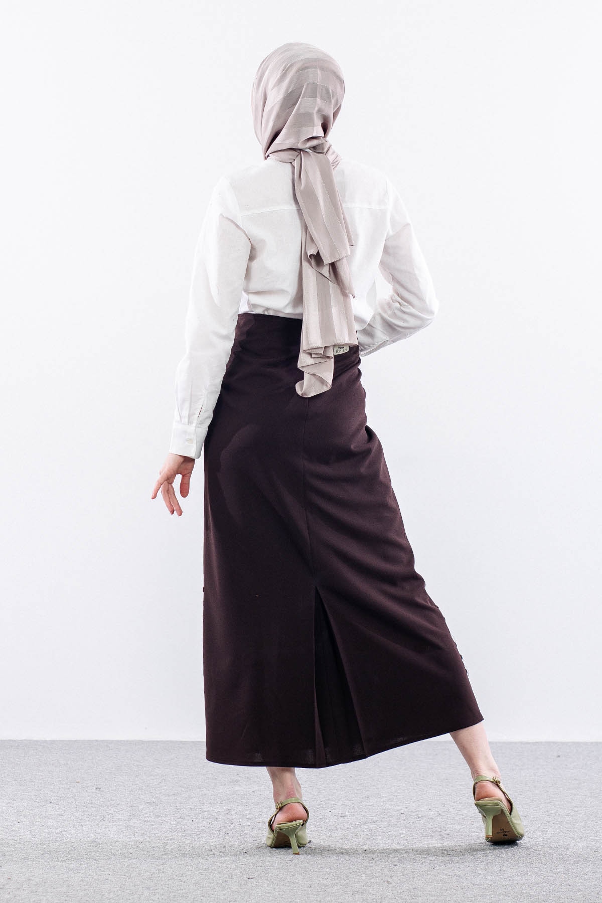 3349 Etek 42-52 Dugme Detay Kalem - Kahve - 4