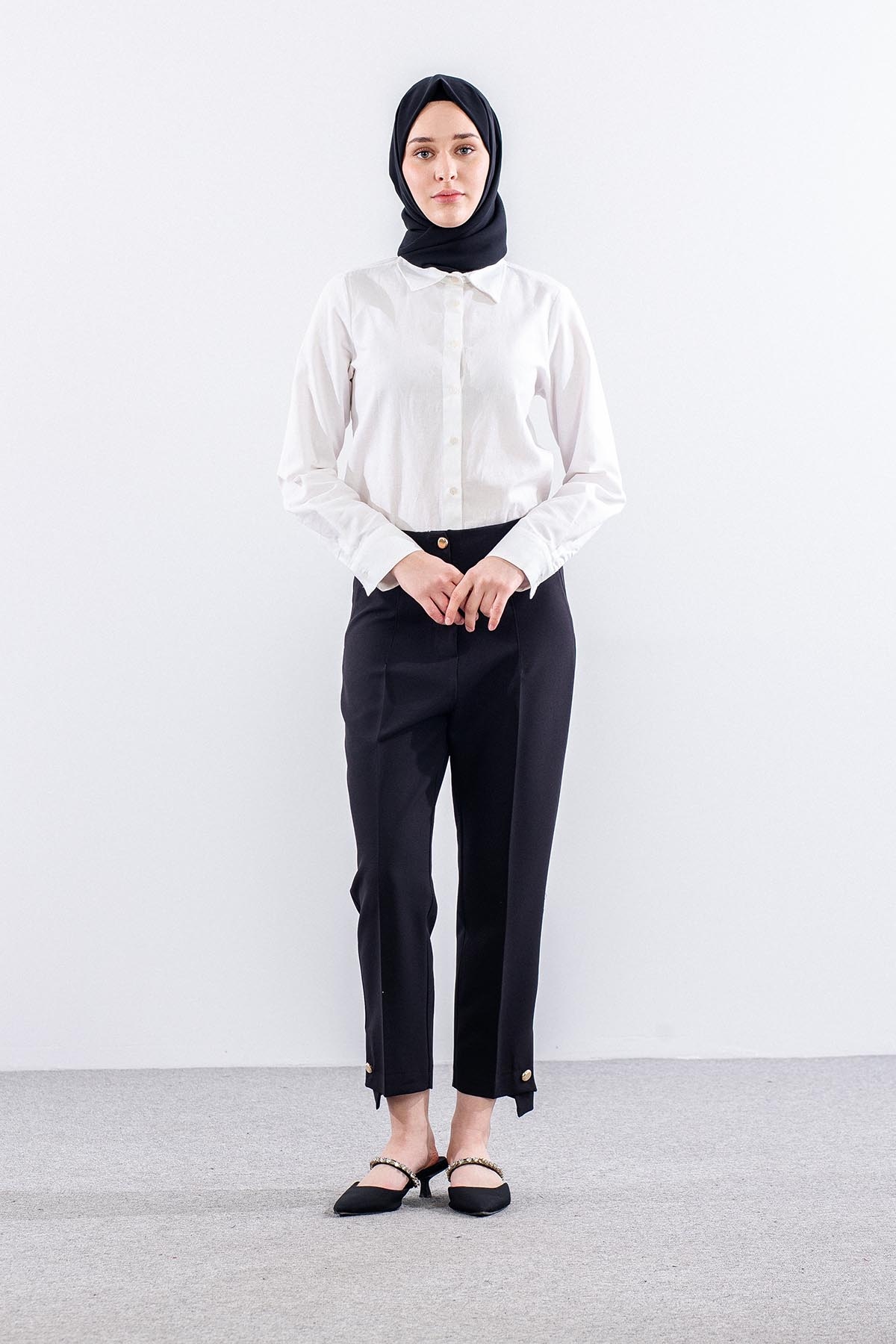 3353 Pantolon 38-48 Dugme Detay - Siyah - 1