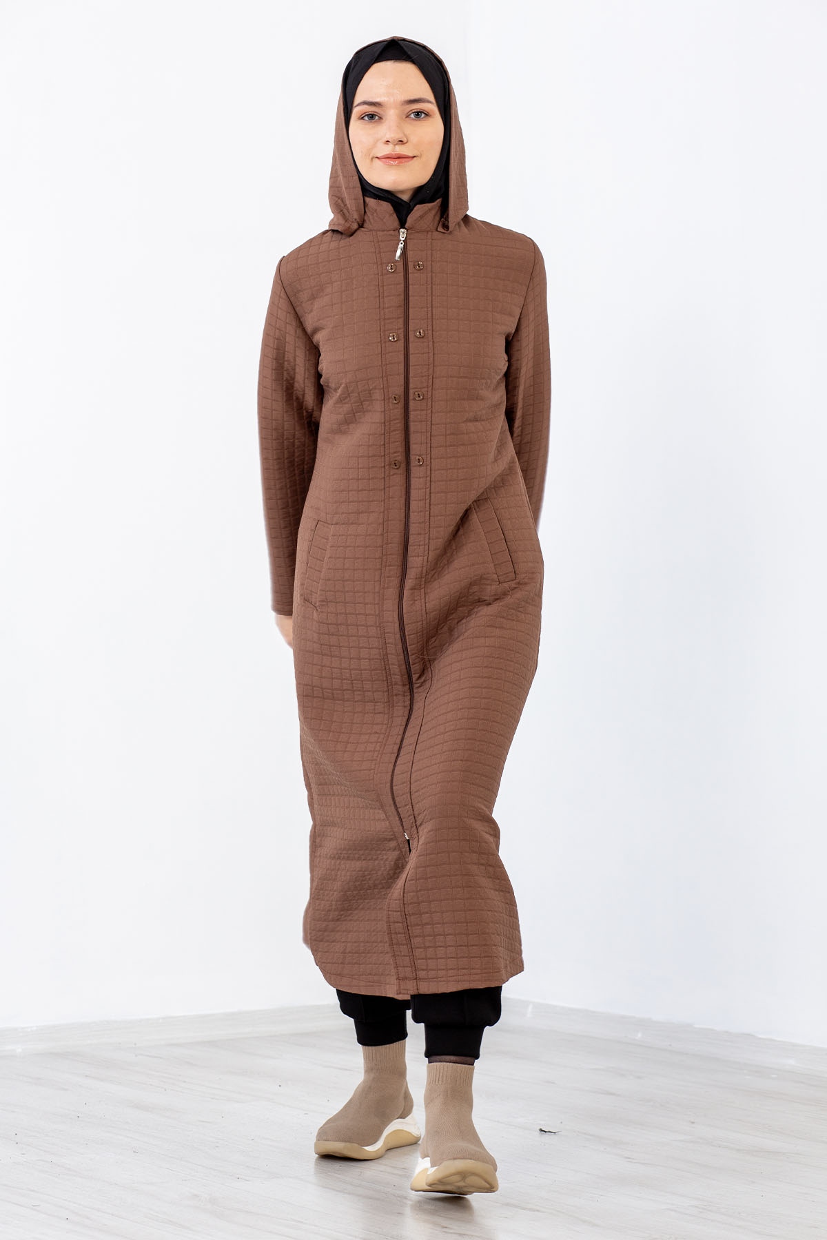 3381 Kapitone Kap 42-52 - Kahve - 3