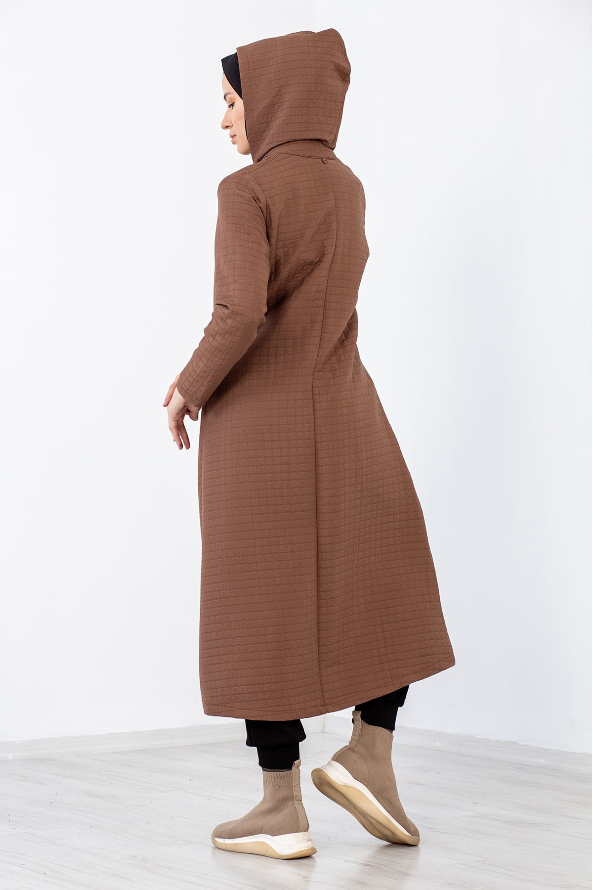 3381 Kapitone Kap 42-52 - Kahve - 4