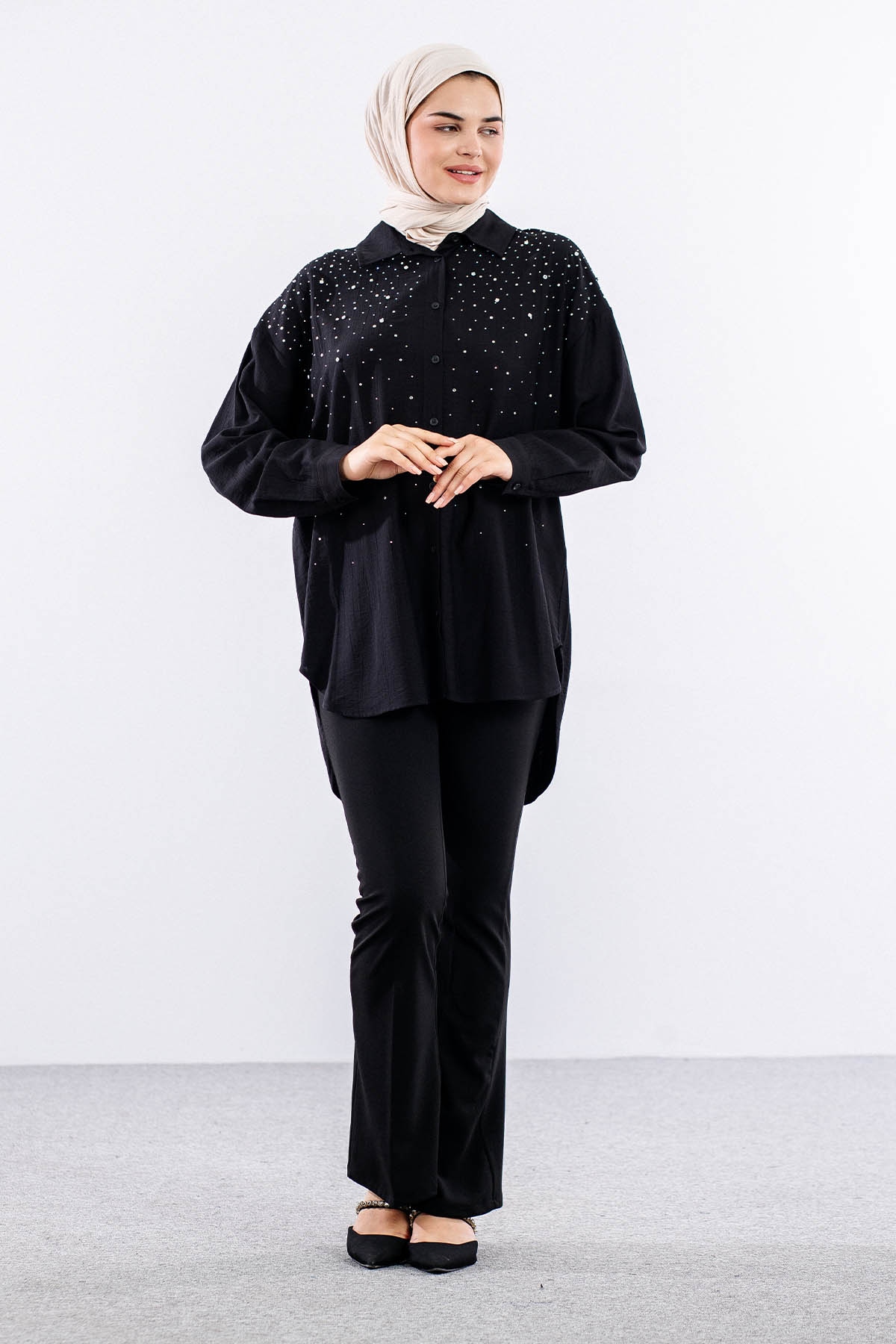 34818 Gömlek Tek Tas Detay - Siyah - 1