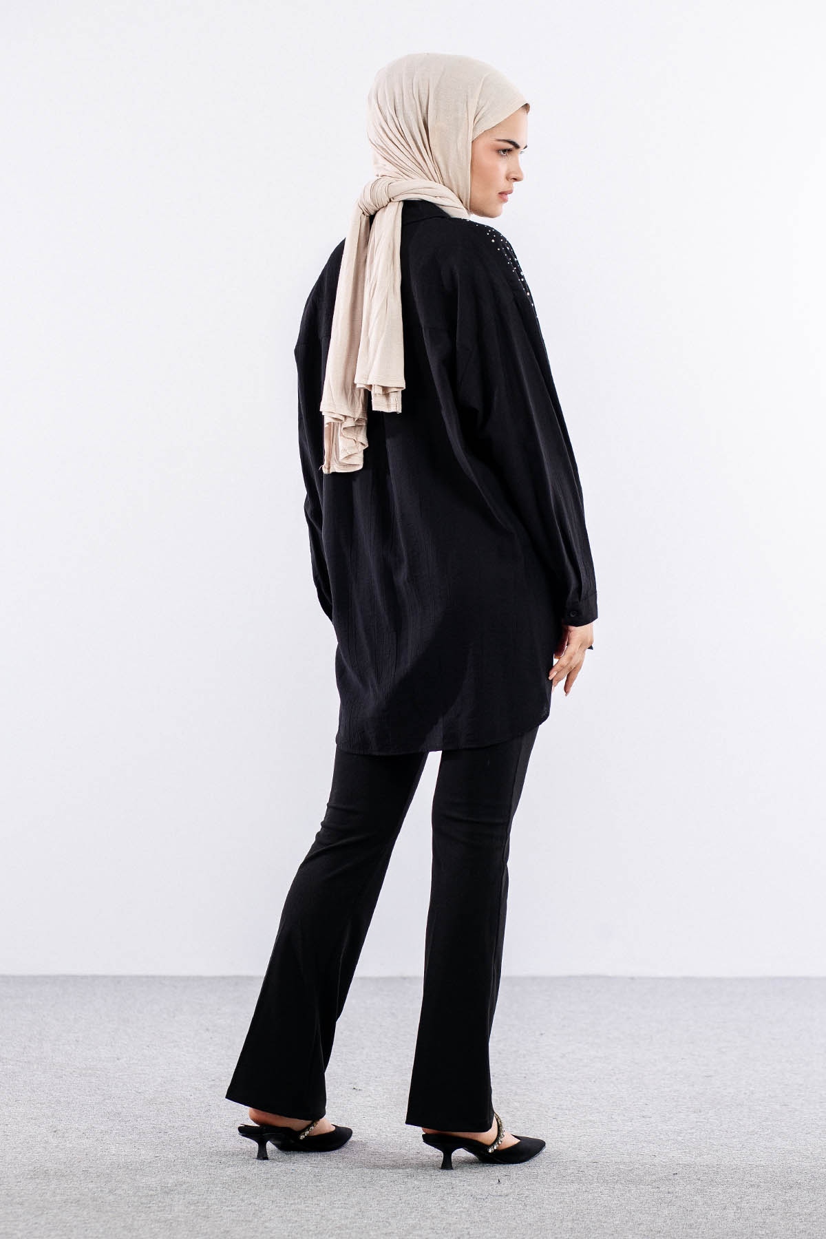 34818 Gömlek Tek Tas Detay - Siyah - 5