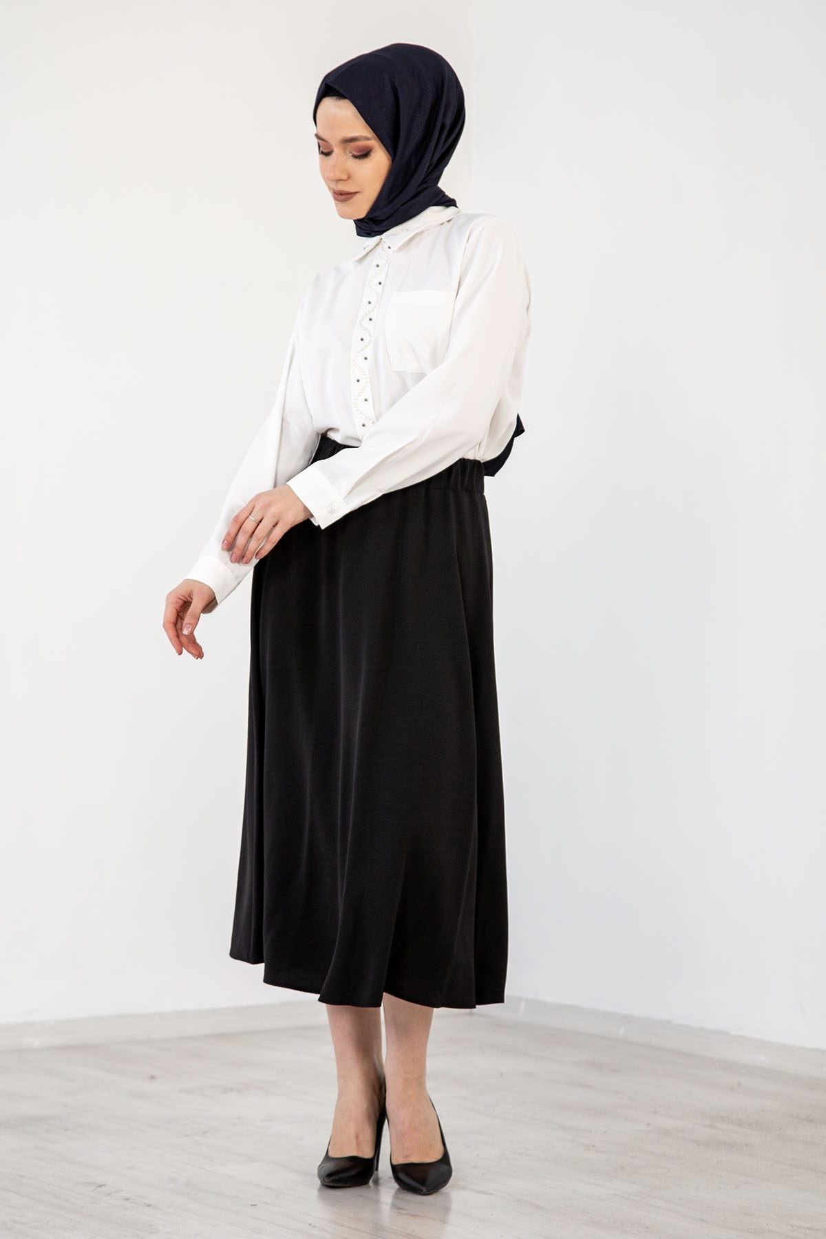 3499 İncili  Gömlek 38-44 - Beyaz - 2