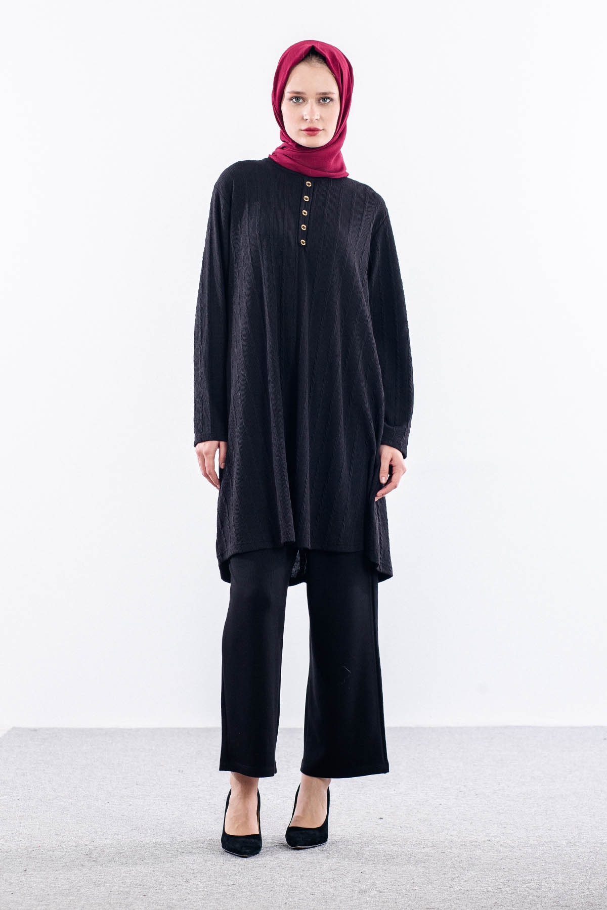 3500 Tunik 46-54 Kabartma Kumas - Siyah - 1