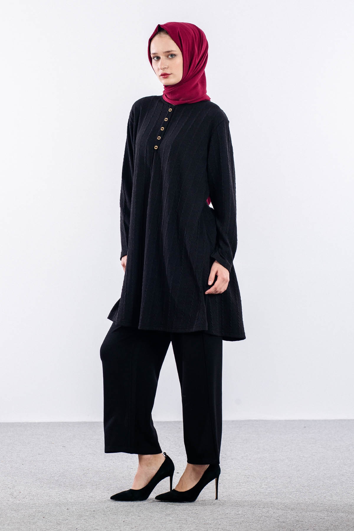 3500 Tunik 46-54 Kabartma Kumas - Siyah - 2