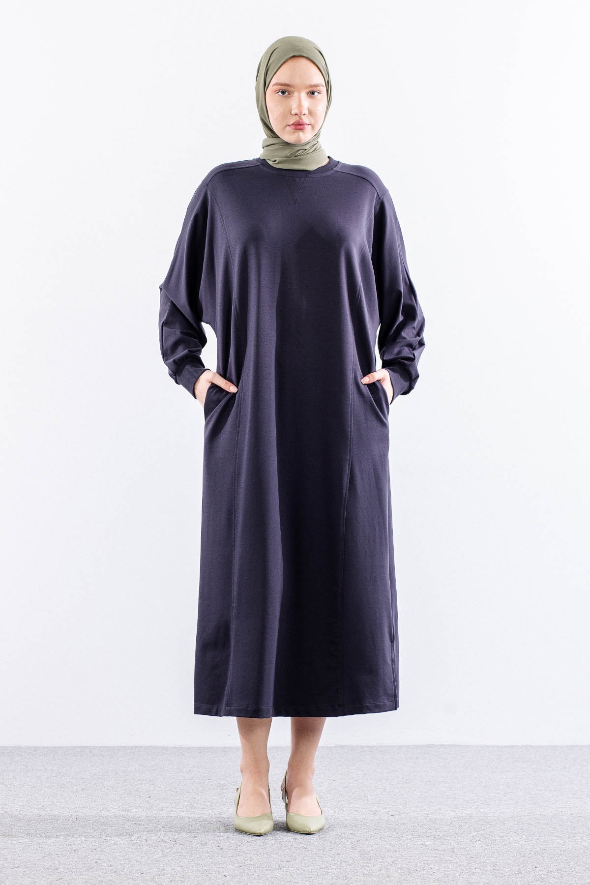 35335 Elbise Tek Yarasa Kol - Antrasit - 1