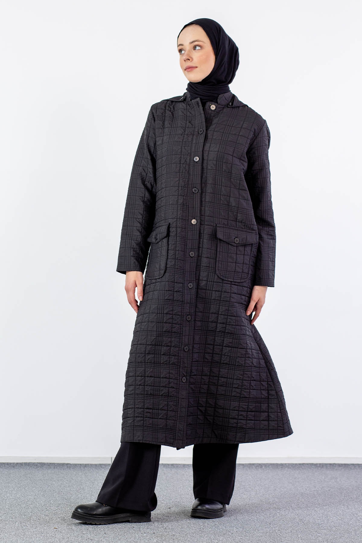 3575 Kapitone Kap 42-52 - Siyah - 3