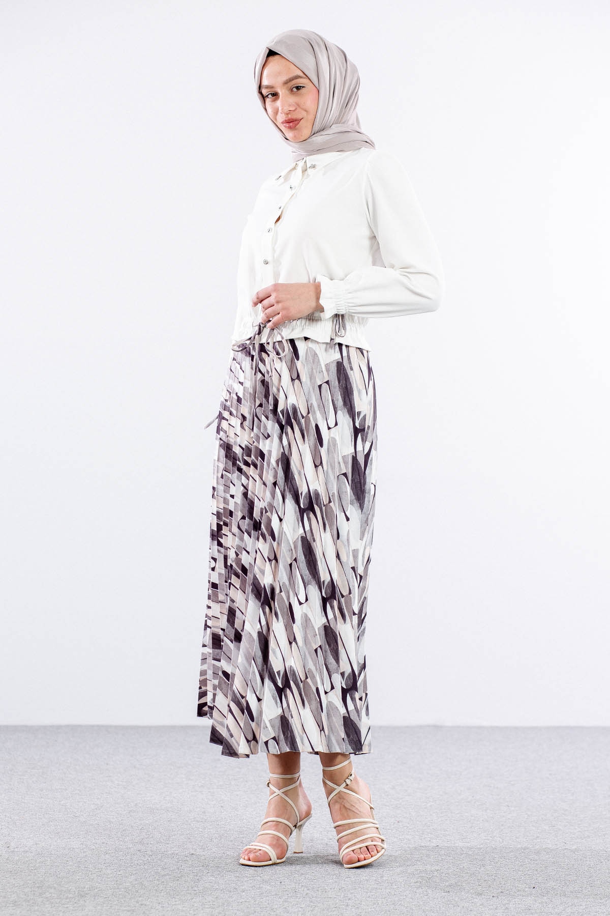 3583 E.takim 38-46 Dsn - Ekru_siyah - 2