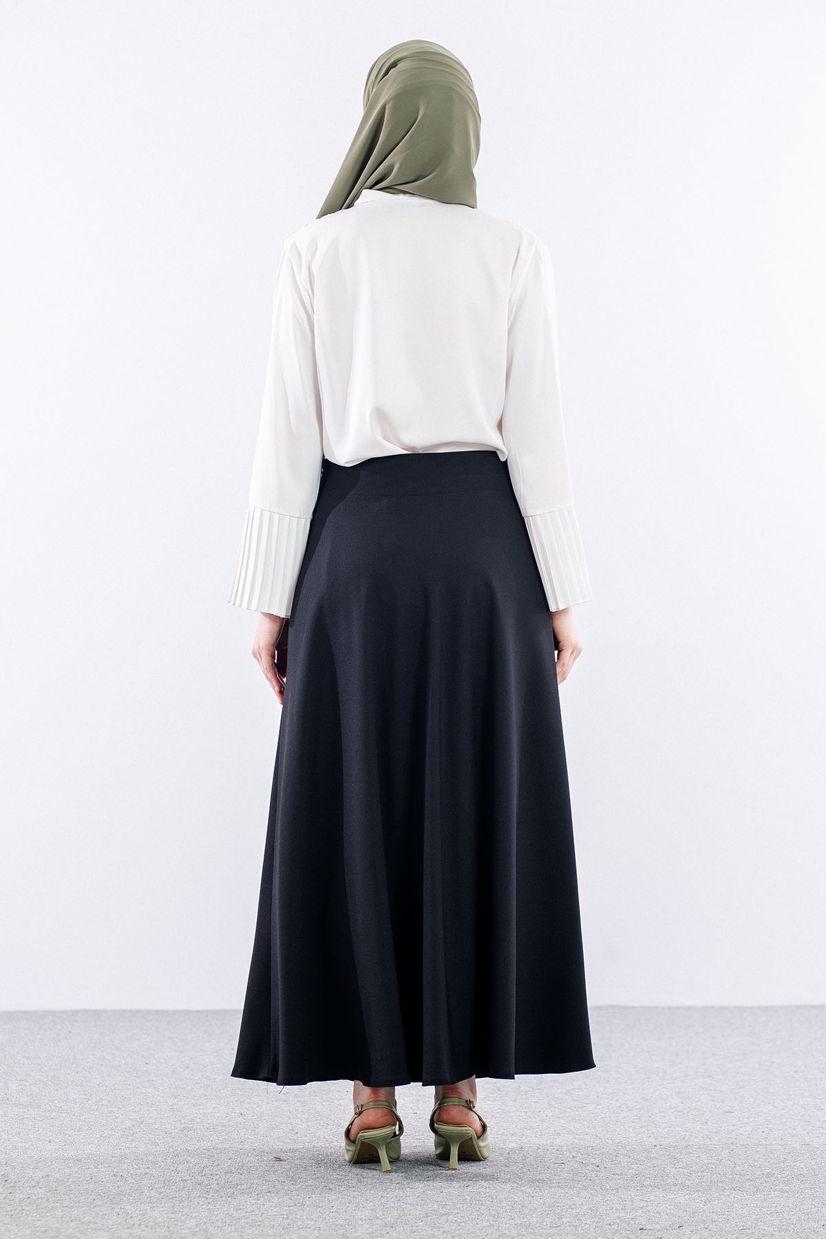 3594 Etek 42-52 Klos Kesım - Siyah - 4