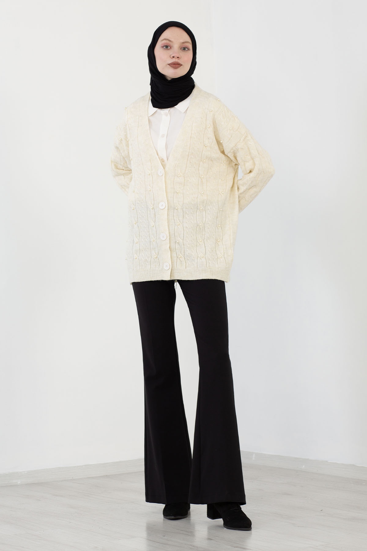 3694 İncili Hirka Tek - Krem - 1