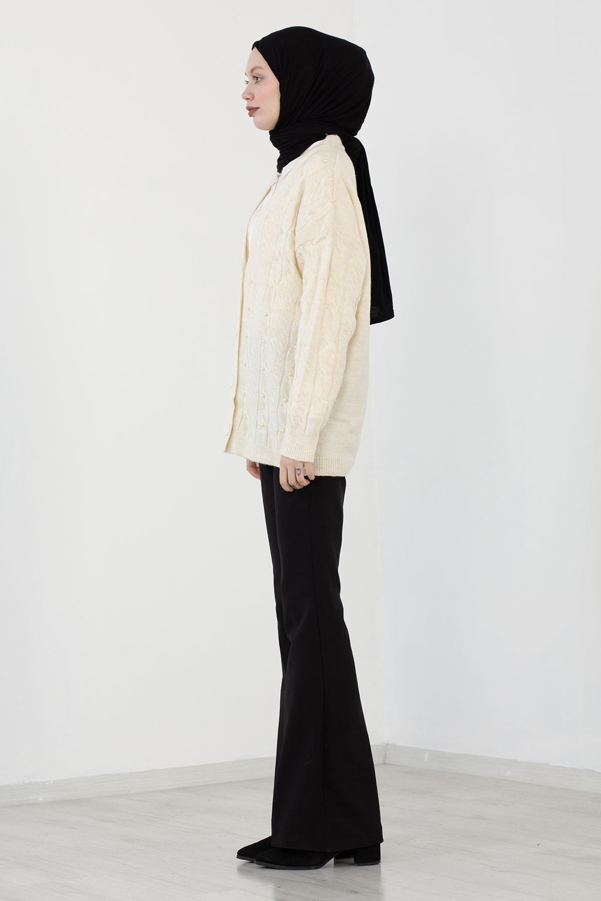 3694 İncili Hirka Tek - Krem - 3