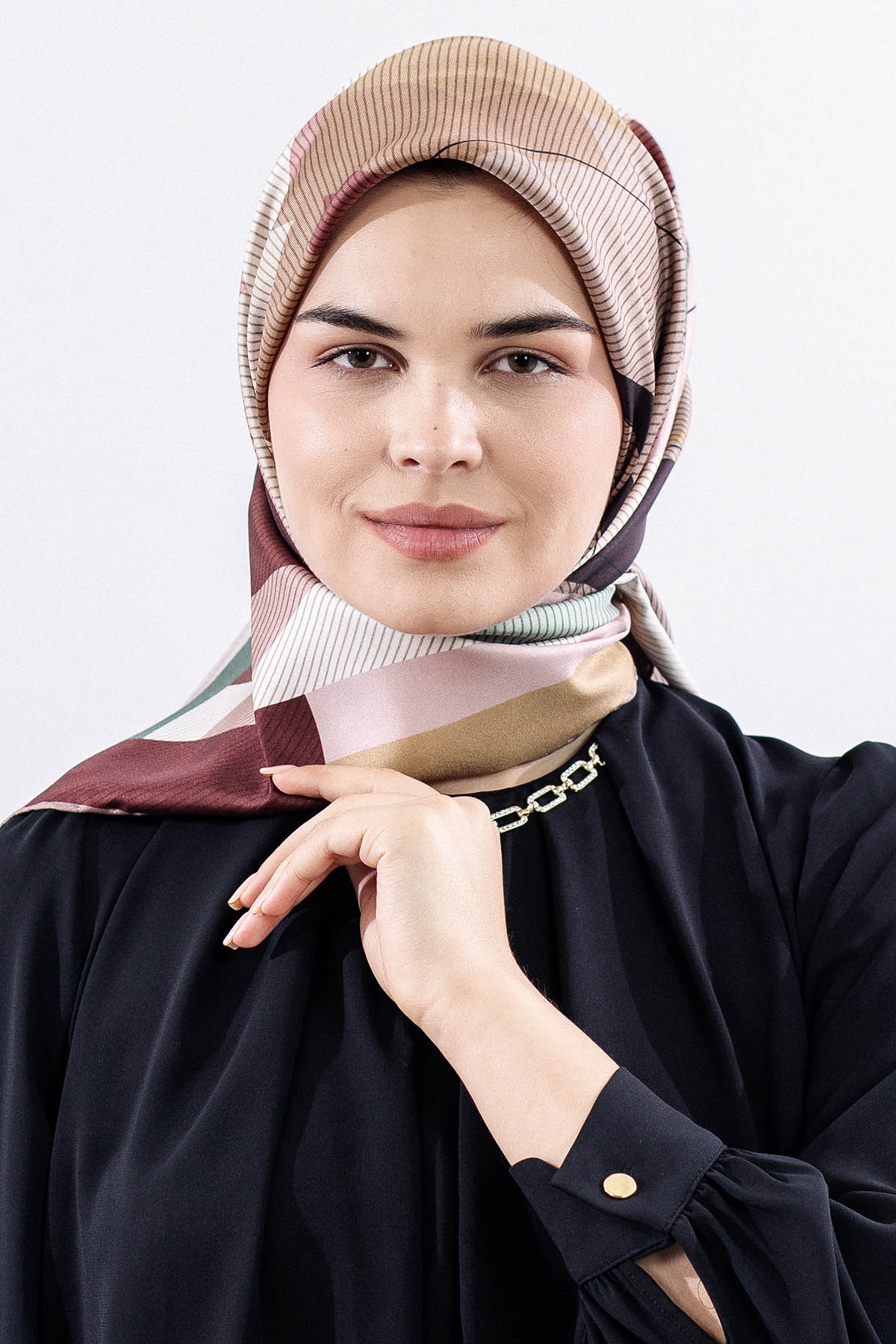 3838 İpek Eşarp 90*90 Tvıl Dokuma - Vizon - 1