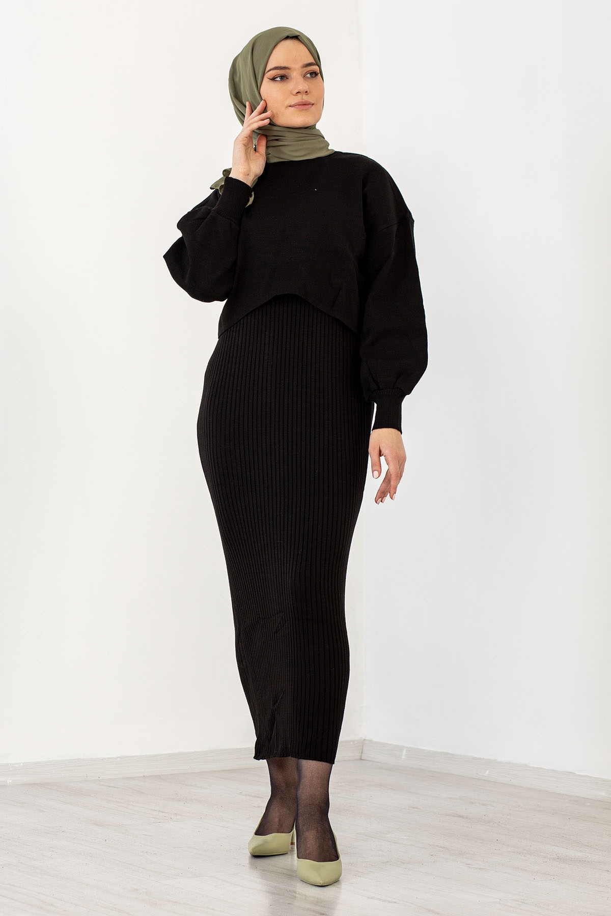 4029 Alti Duz Pileli Elbise Tek - Siyah - 2